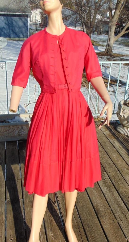 VTG 50s L »AIGLON Magenta Chiffon Overlay Dress & Bolero 26W