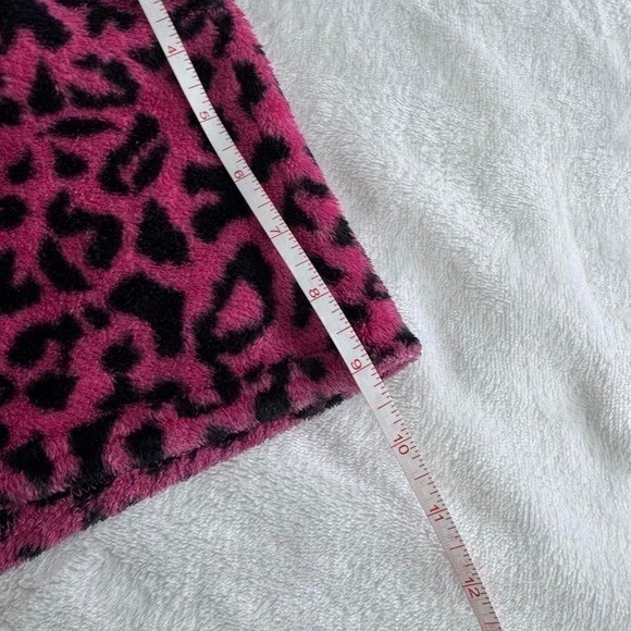Playboy playmate pink cheetah print mini shorts y2k vintage mcbling