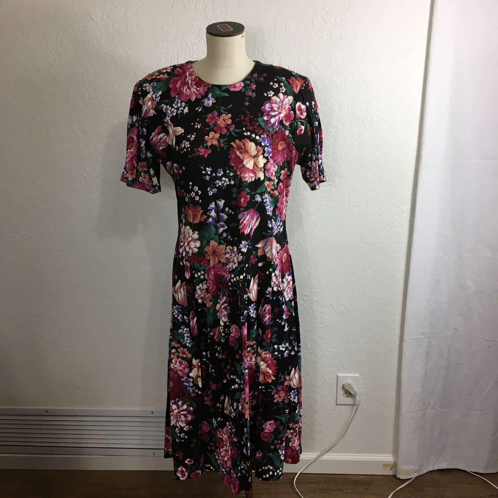 Vintage 1980s Dropwaist Shirtdress Venezia Dress Size 14/16 Black Pink Floral SS