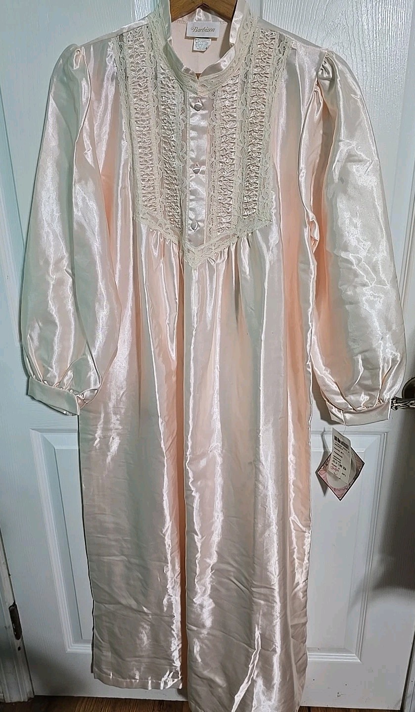 LONG Vintage Barbizon Peach Julia Night Gown Women Sz M 52&Prime;L Original Tags Model