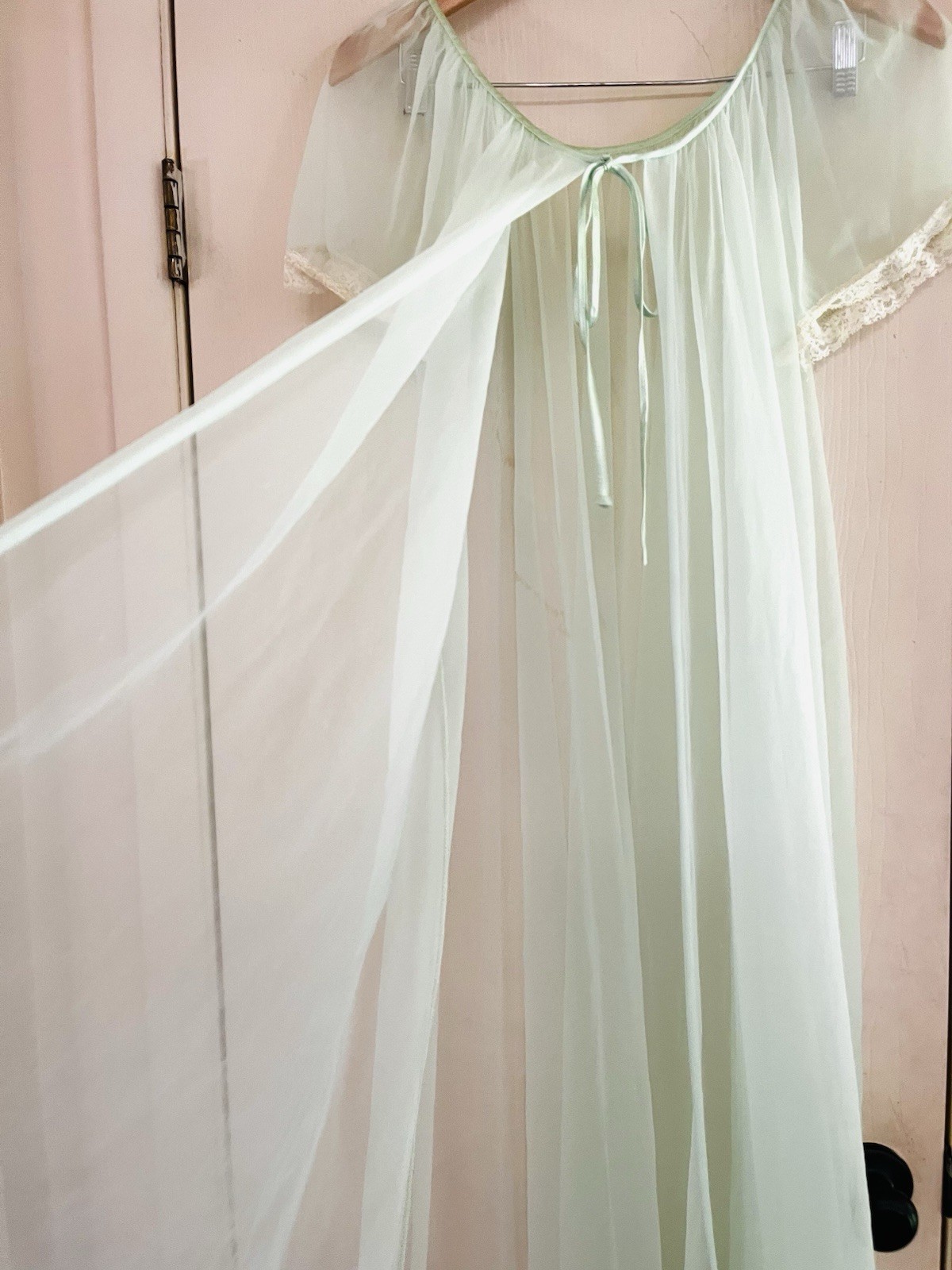 VTG 60s Mint Green Chiffon Ethereal Coquette Bridal Peignor Fairycore Maxi Gown