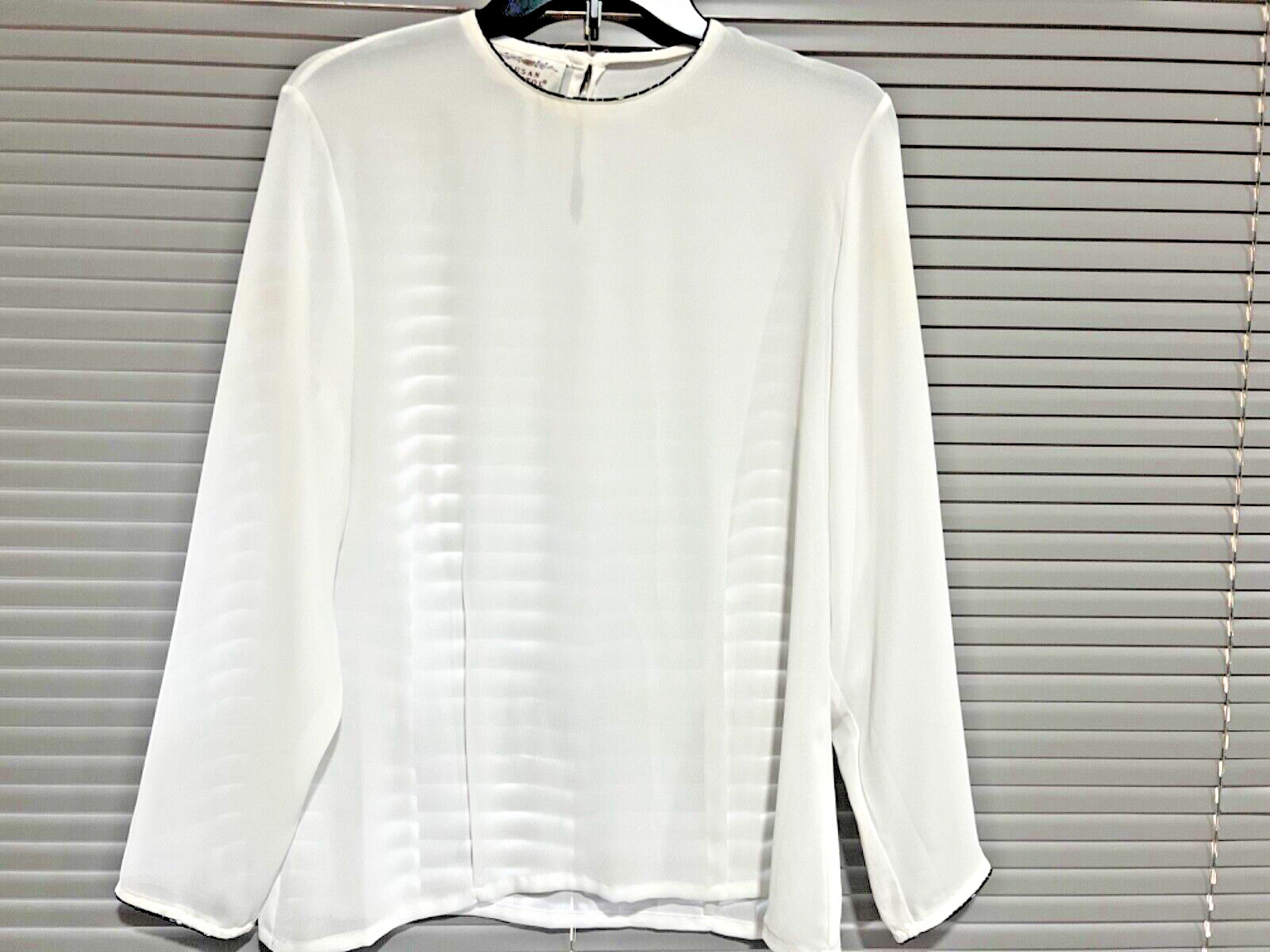 Susan Bristol Womens SIZE: SMALL OR MEDIUM