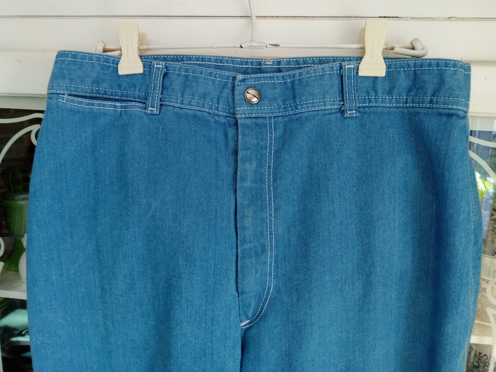 Vintage Pizzazz High-Waisted Straight Leg Women&rsquo;s Soft Jeans 28 Waist, 30 Inseam