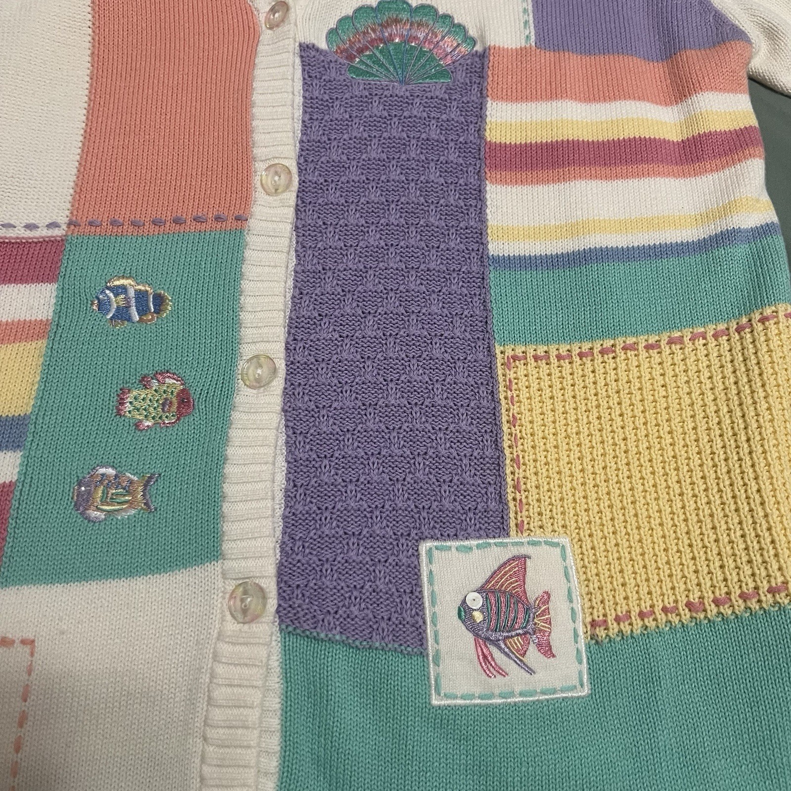 Vintage Seashell Cardigan Sweater M Pastel Colorblock Fish Grannycore