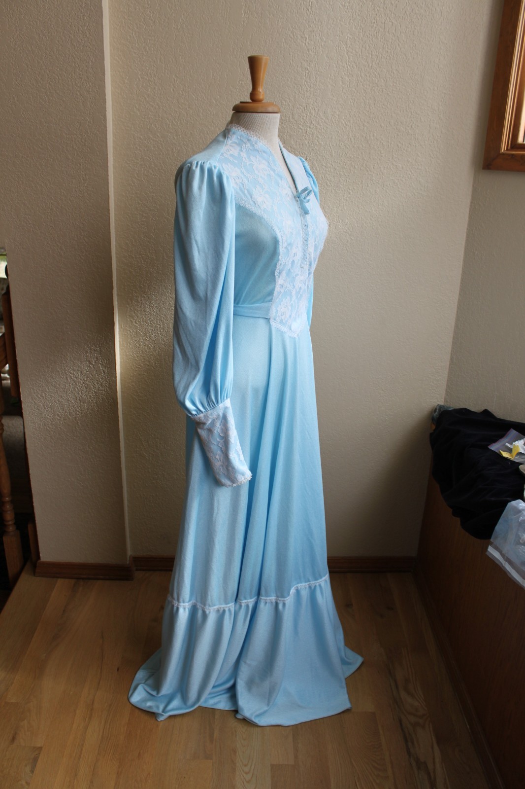 Vintage 70&rsquo;s Victorian Style Romantic Blue Peasant Maxi Dress S 26&Prime; waist