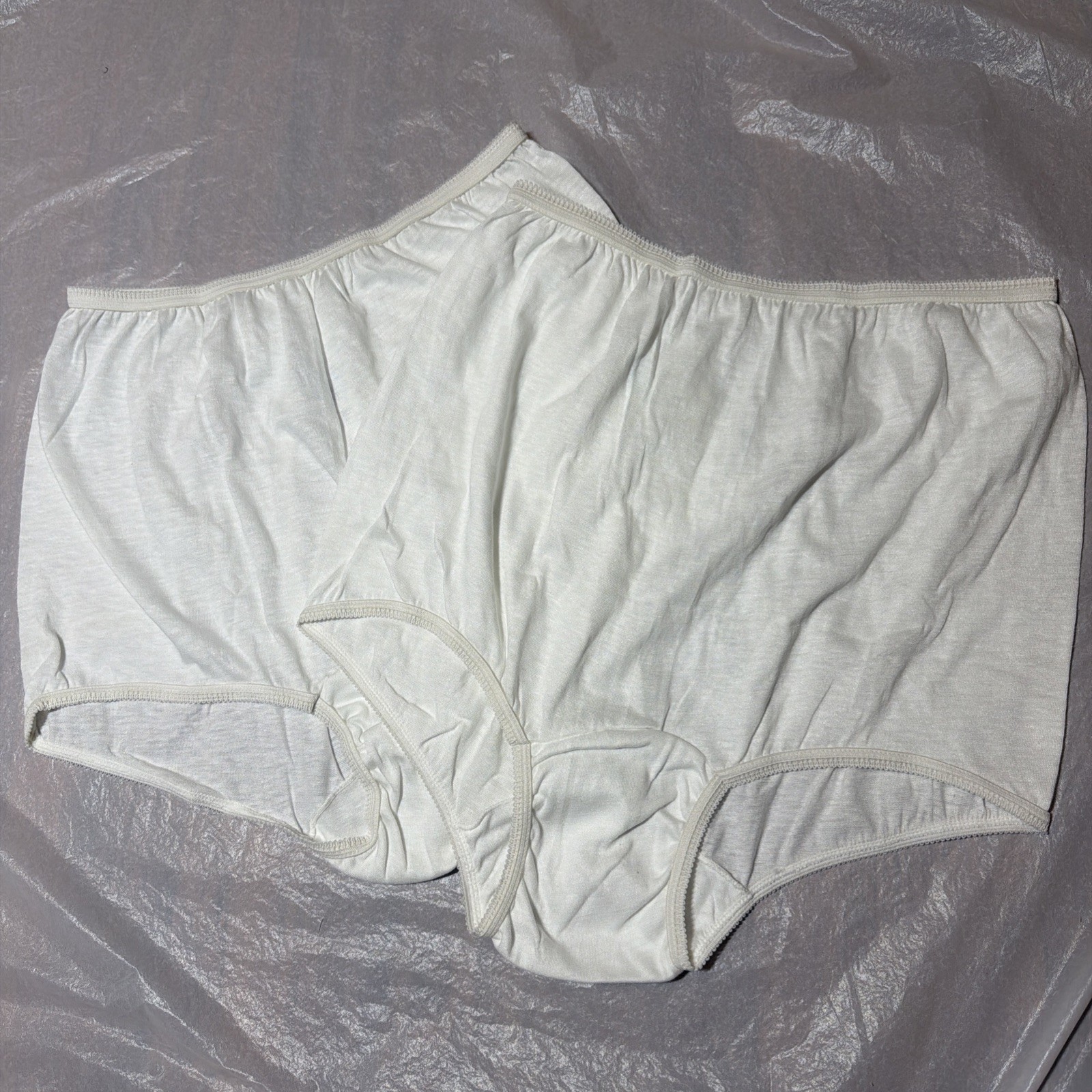 NWOT VTG Carole Lot of 2 Granny Panties Sz 7 White Polyester Cotton Gusset