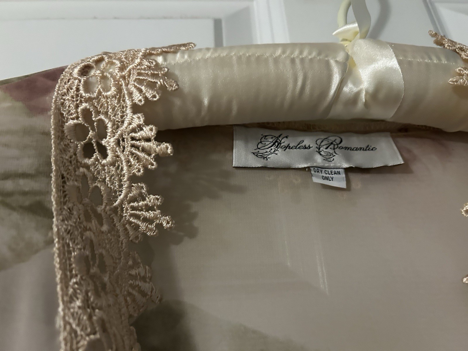Effortless Romantic Dusty Rose Sheer Flowered Full Length Coverlet/Robe