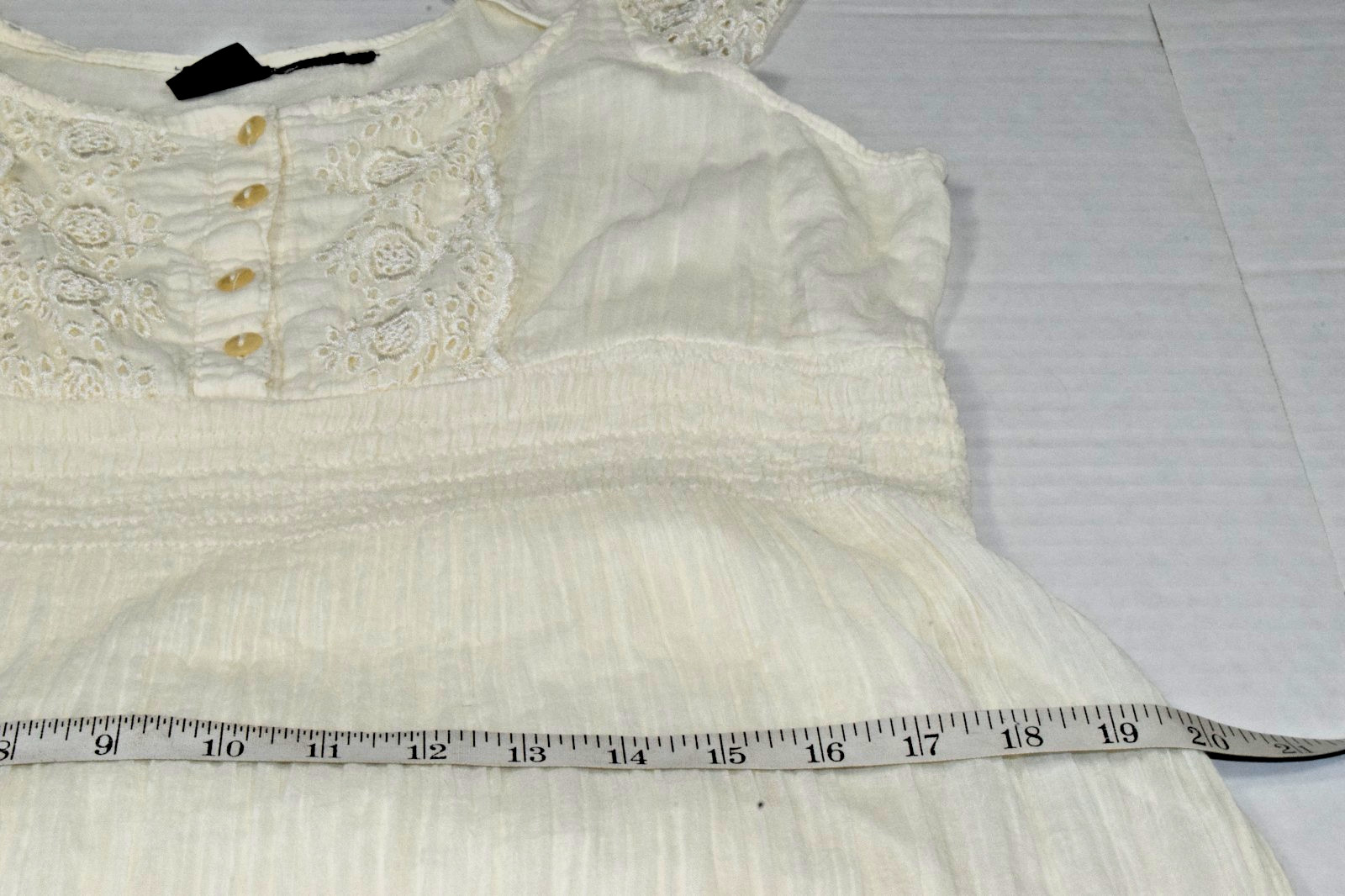 Vintage Dress SR Fashion Size M Y2K Ivory Gauzy Cotton Eyelet Lace Trim Layered