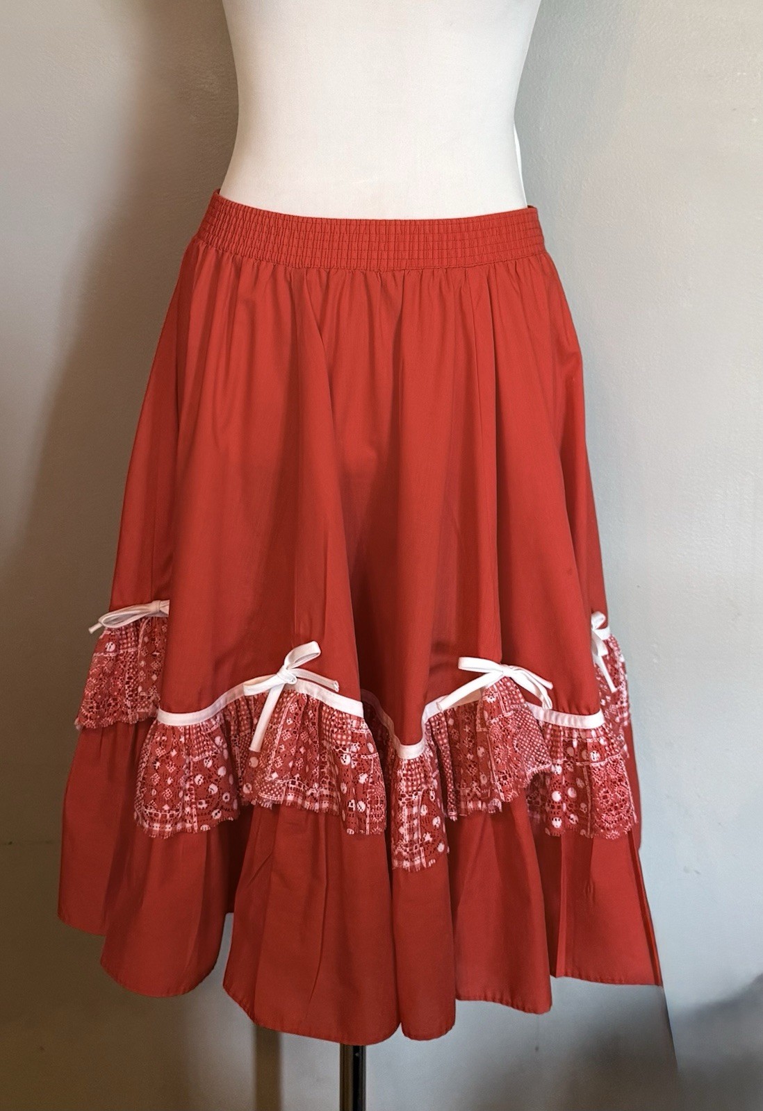 Vintage Partners Please! Malco Modes Size L Pull-On Squaredancing Skirt Red