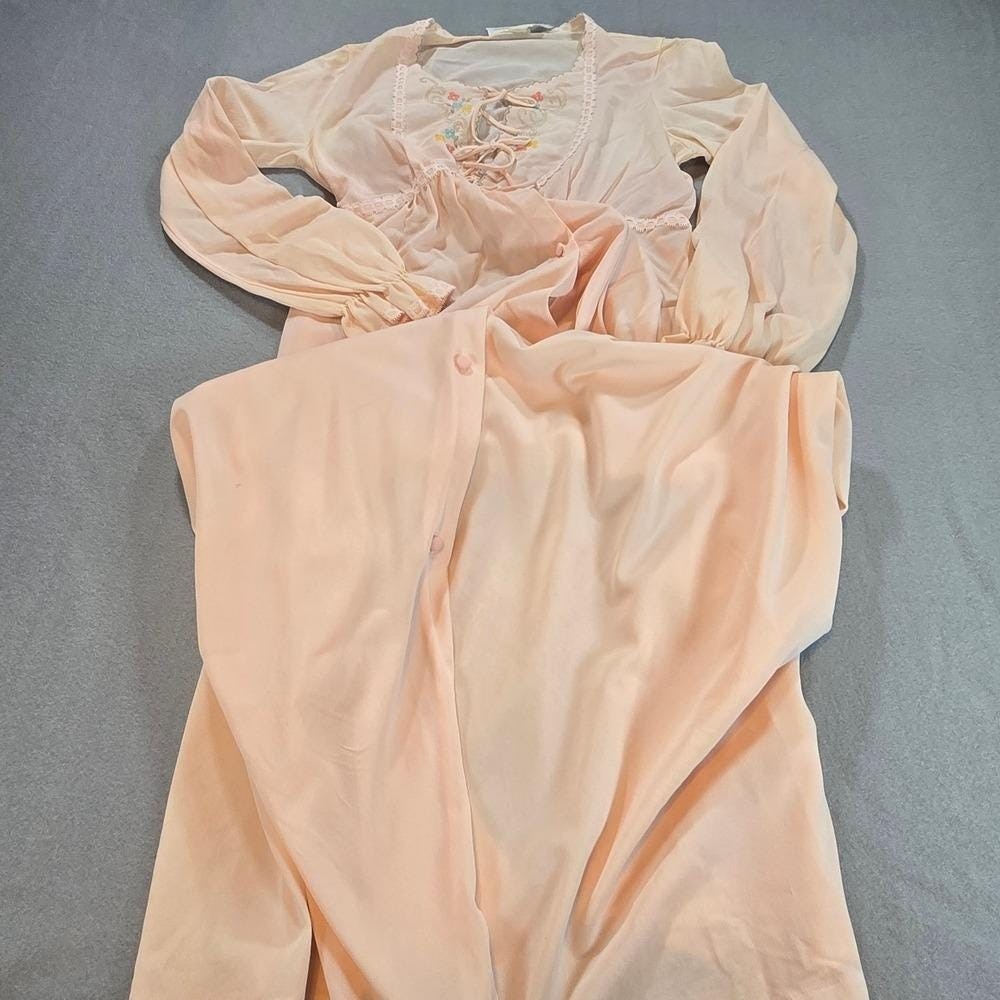 JCPenney Robe Womens Medium Peach Vintage 70s Floral Embroidery Lace-up Maxi USA