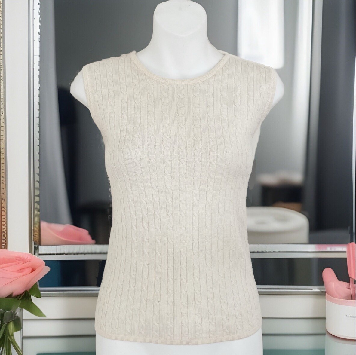 Vintage VALERIE STEVENS Extra-Fine Merino Wool Sweater M Ivory Sleeveless Cable