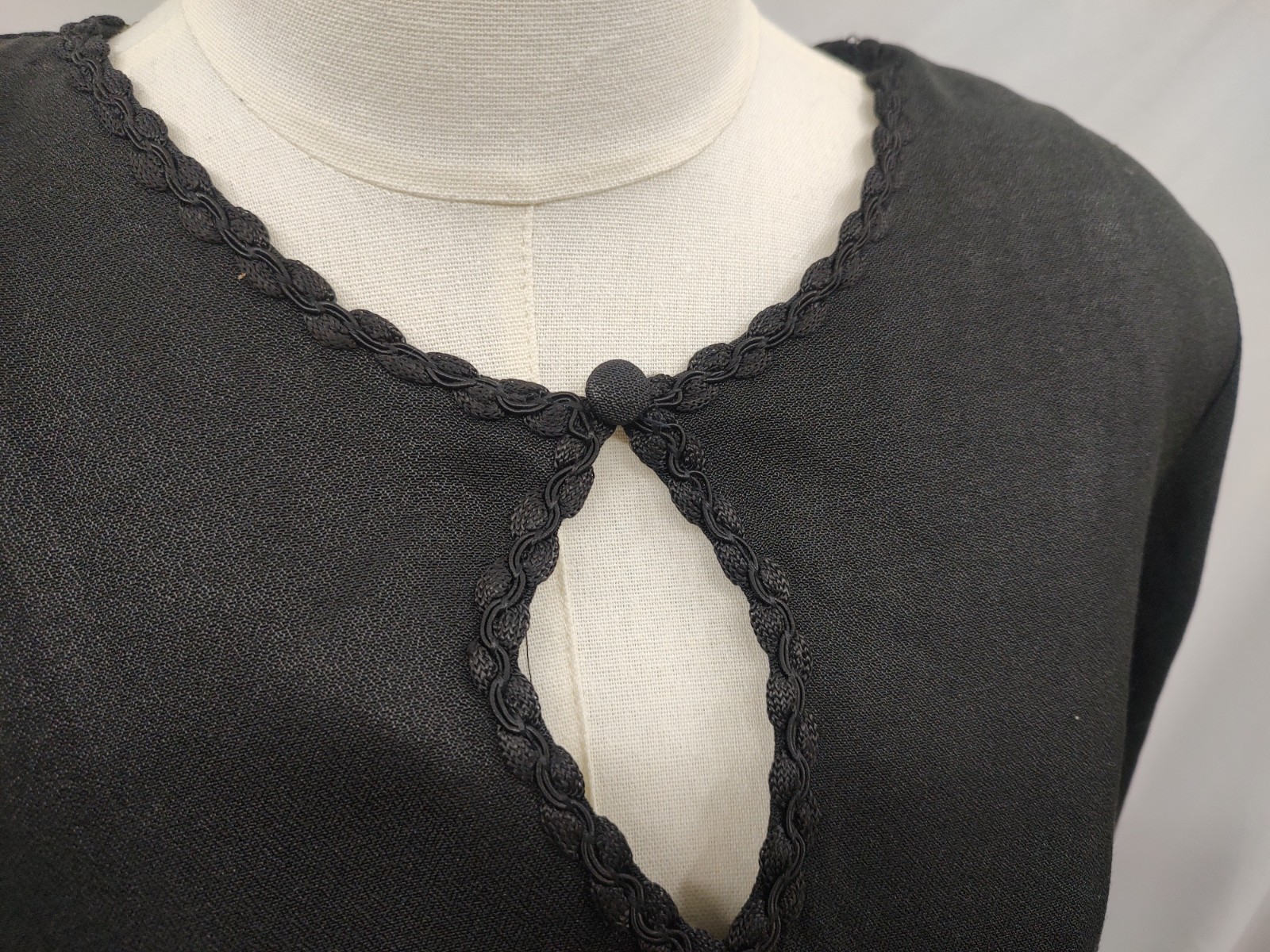80&rsquo;s Vintage Studio 1 Dress Black Jacket Dress Style Keyhole Neck Braided Trim L