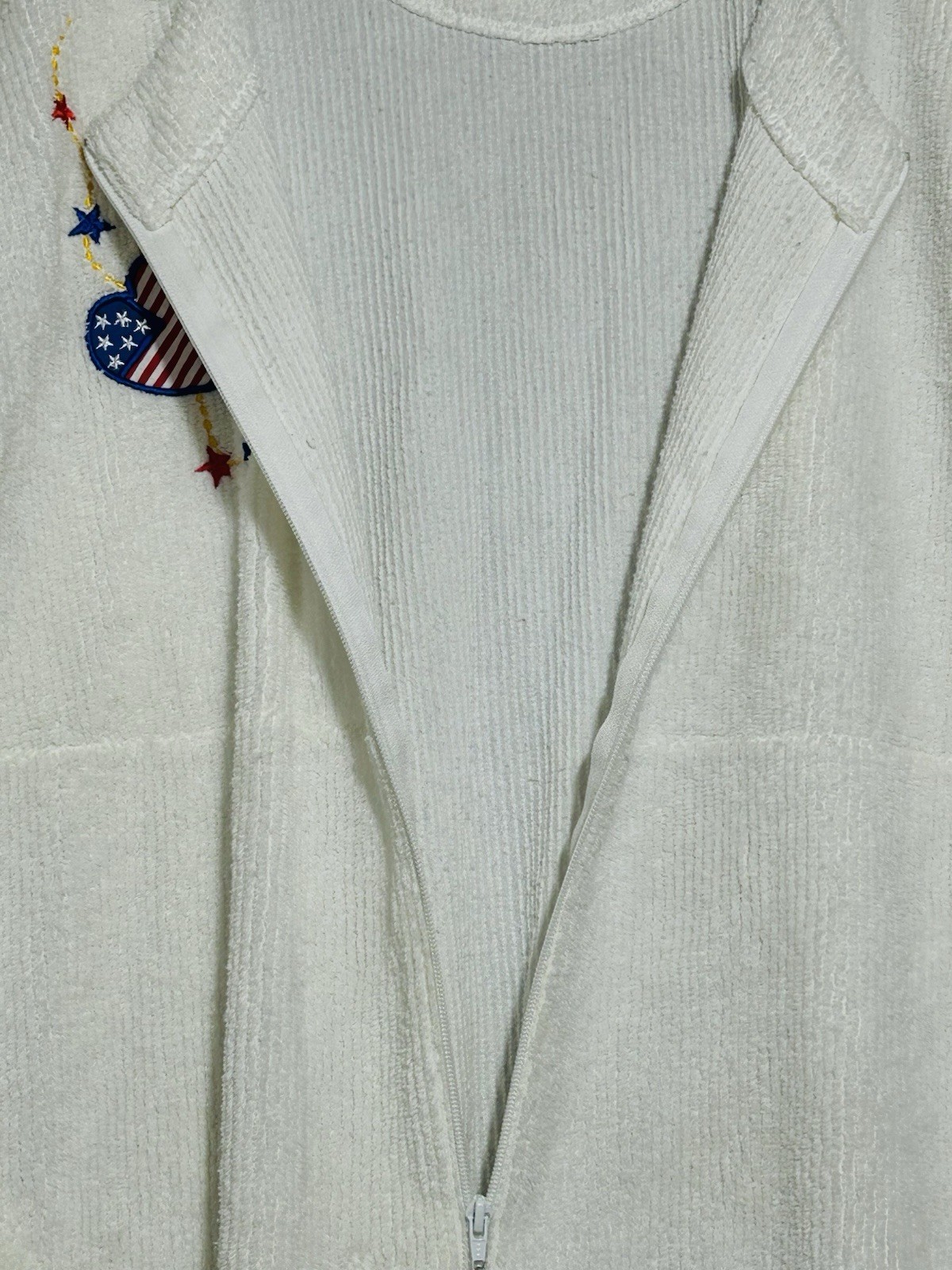 Chenille Zip Up House Coat/Robe/ Beach Cover Up One Size White Patriotic America