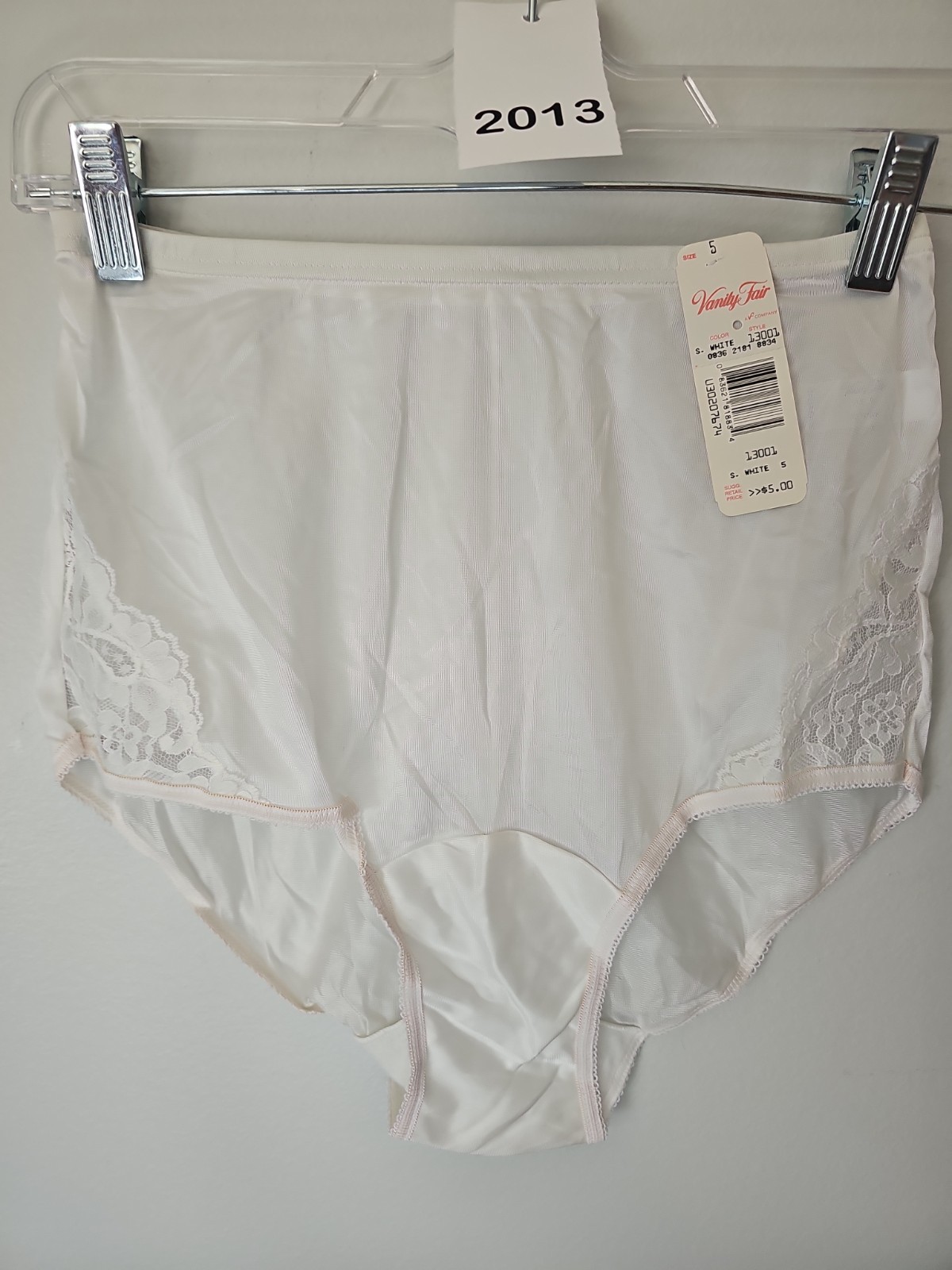 Vanity Fair Tricot Nylon White Panties Lace Detail Satin Finish Size 5