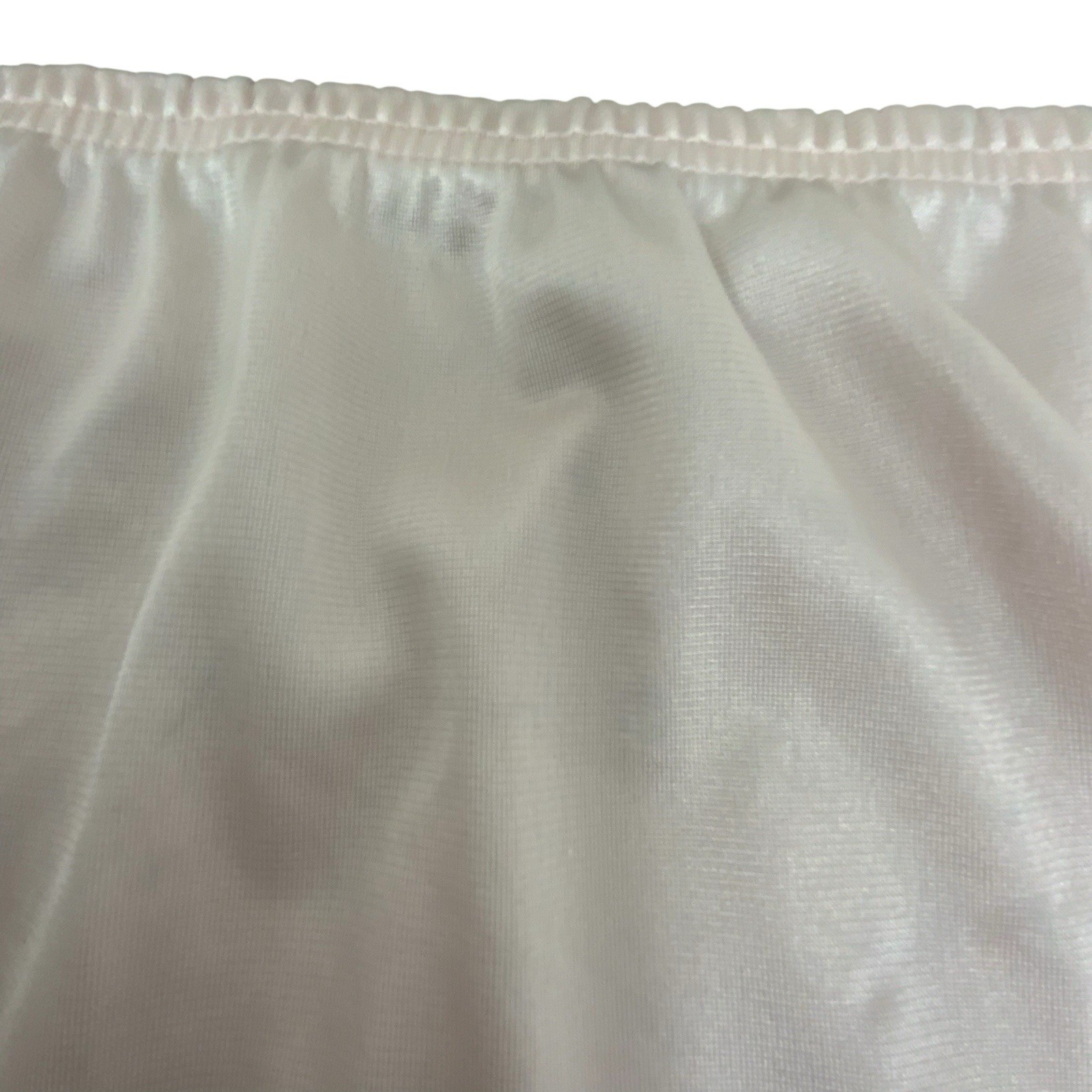 Vanity Fair Pink Lace Trim Half Slip Nylon Midi Length Large 26 Inch Vintage
