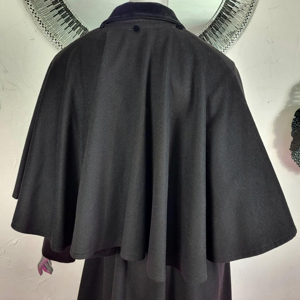 CLAUTE COUTURE~38/S/M~VINTAGE BLACK WOOL VELVET FULL LENGTH CAPE COAT TRENCH