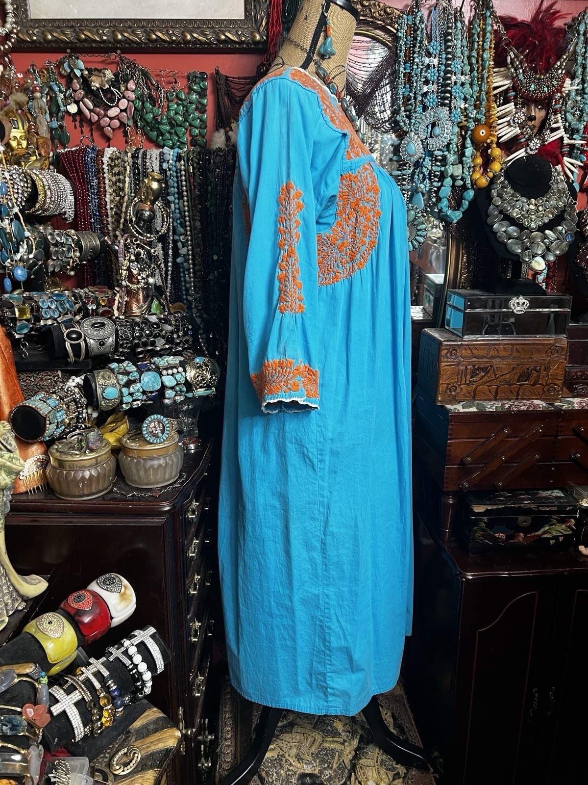 Gorgeous White Oaxaca Multi Color Embroidered Specialty Long Sleeve Dress L/XL