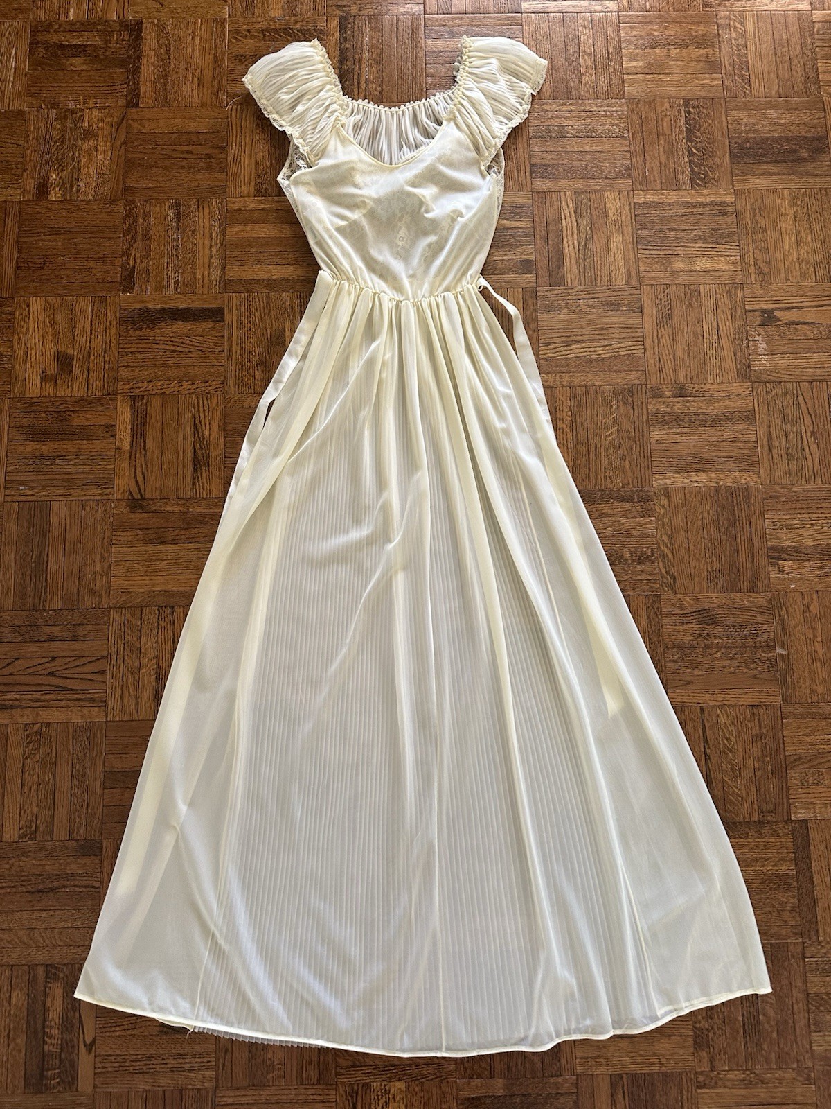 1970s Edwards Yellow Lace Nylon Gown Pleated Prairie Romantic Maxi Dress VTG