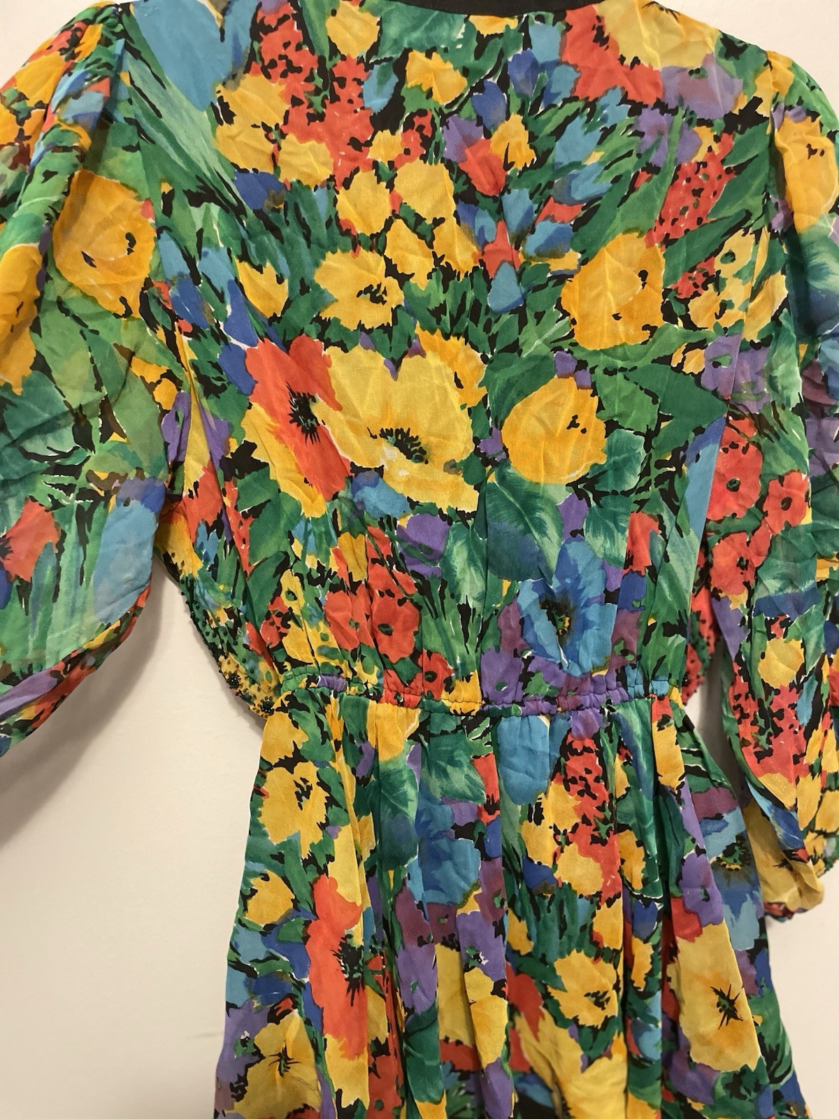 Diane Freis VTG Silk Blouse & Scarf