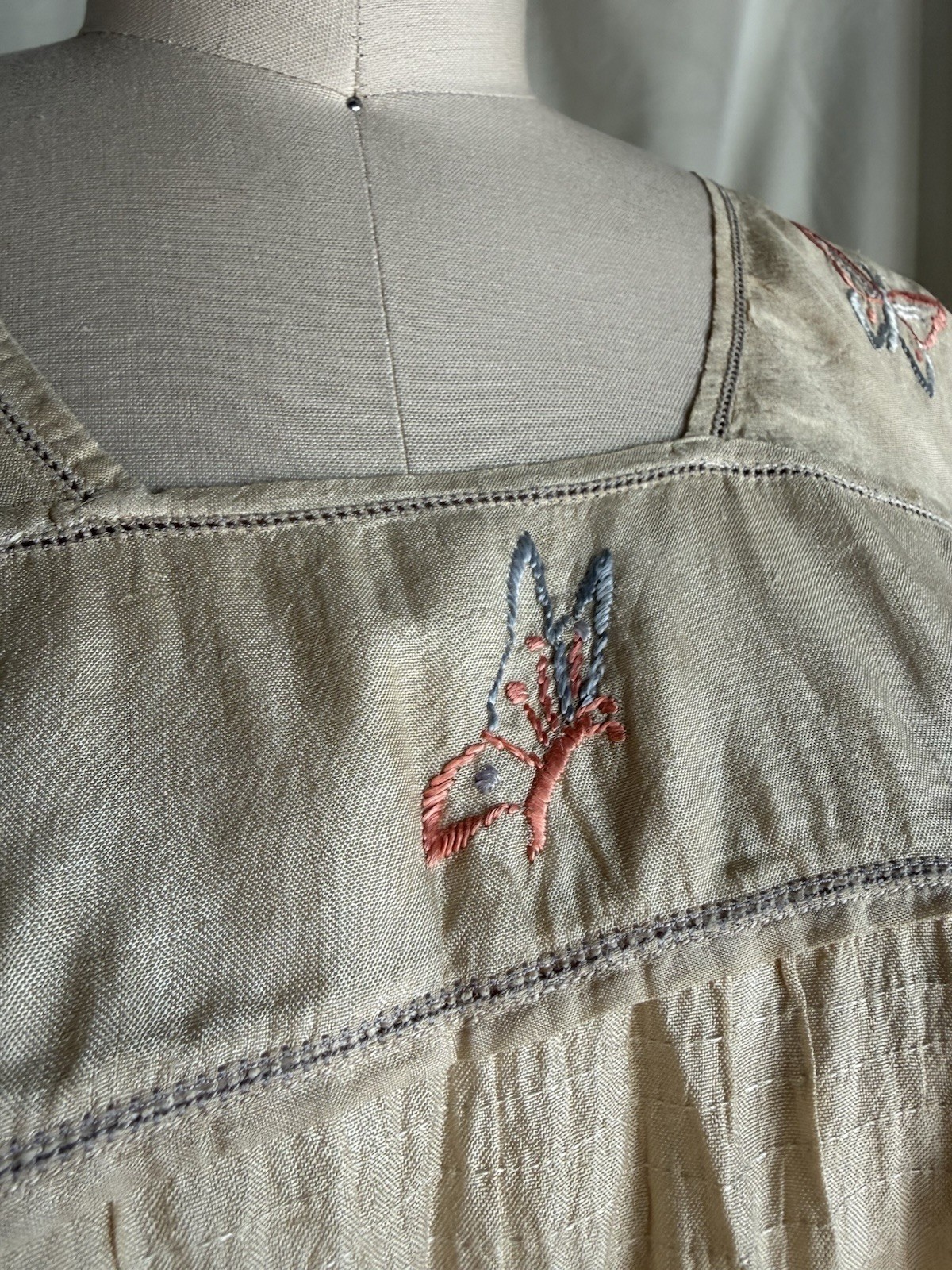 Antique 1920’s Pongee Slip Step-in Butterfly Embroidery Chemise Écru Silk Set