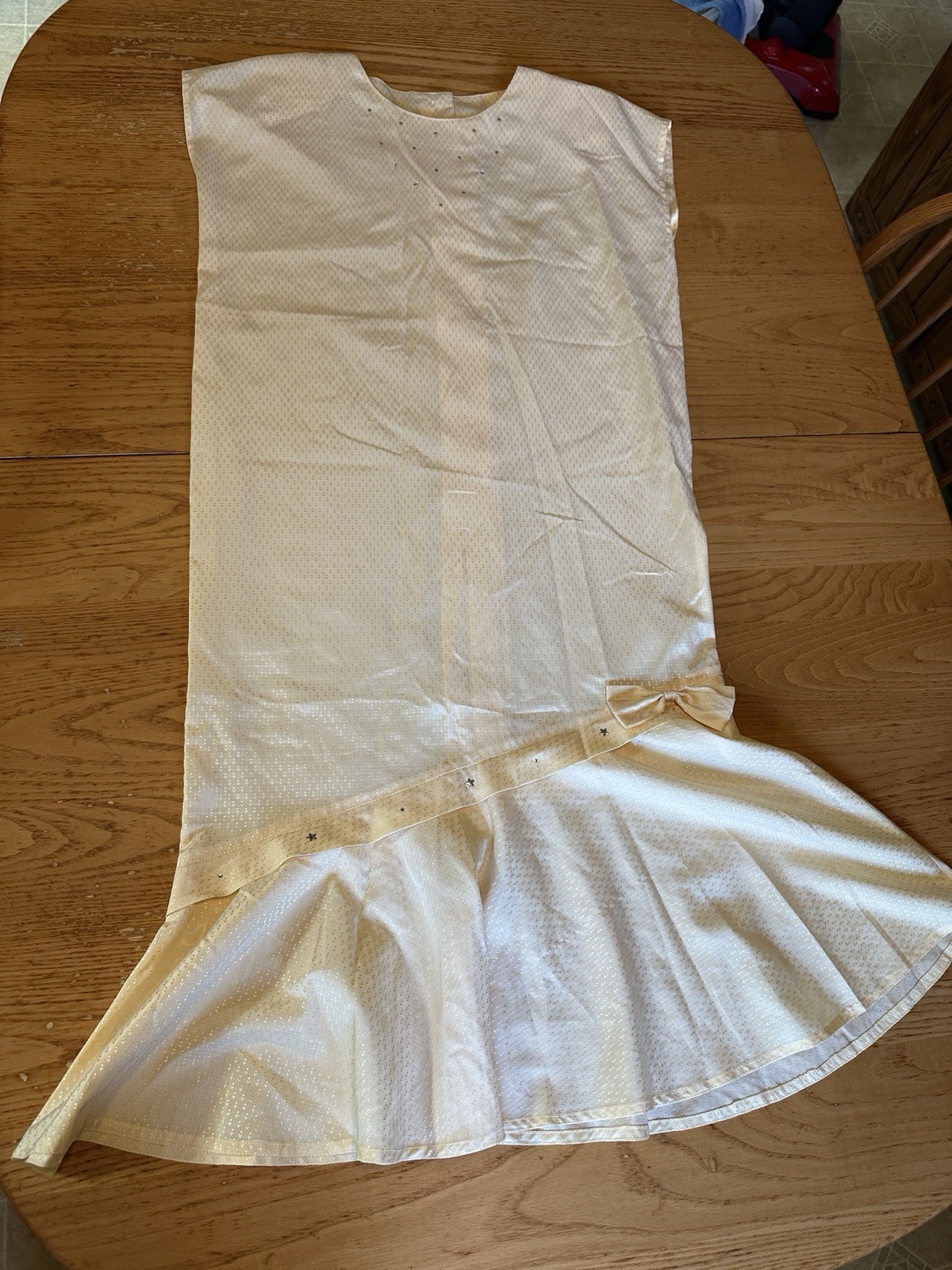 Vintage Pastel Yellow Drop Waist Flapper Dress Rhinestone Bow 42&Prime; x 20.5&Prime;