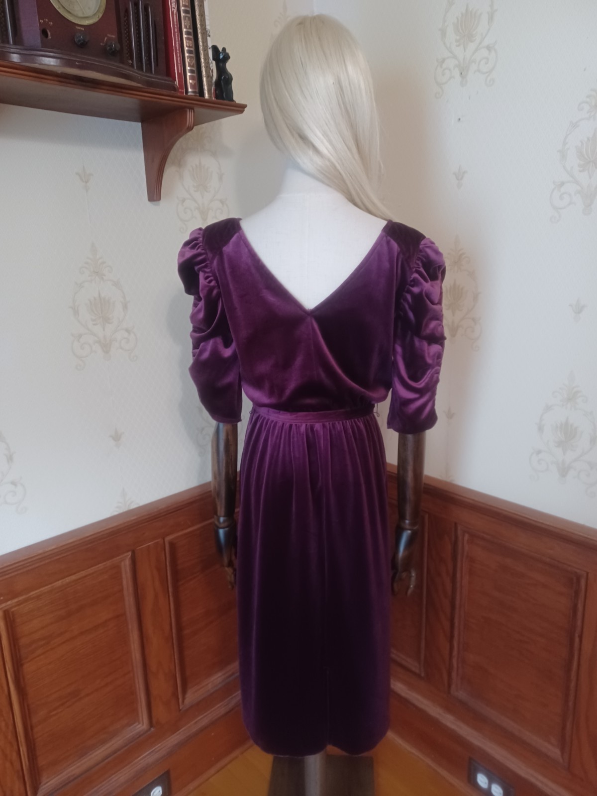 Vintage 1970s J.M. II Purple Velour Witchy Whimsigoth Victorian Revival Dress