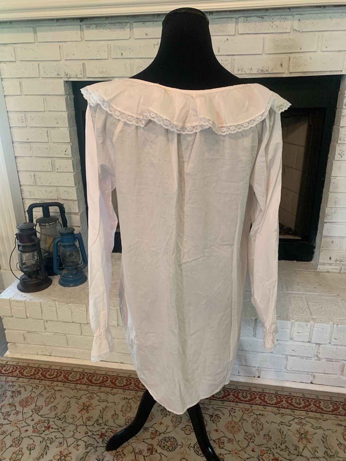 VTG Laura Ashley Parisian Romantic Pink Ruffle Night shirt Sz. Small 100% Cotton