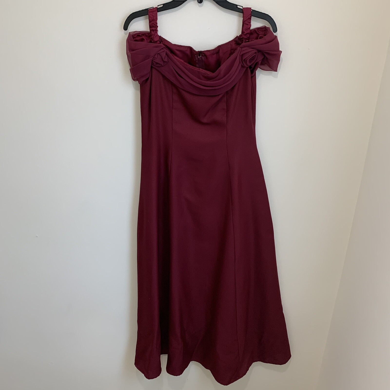 Vintage Jordan Womens Deep Wine Off Shoulder Formal Gown Sz 15 16 Union made USA
