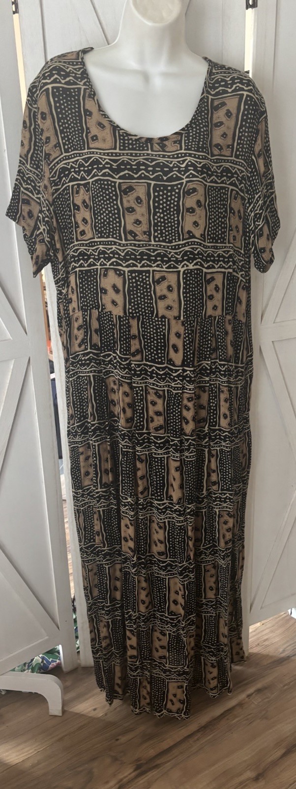Vintage New Aura Xl Art To Wear Black Dress Tan Tribal Rayon Scoop Lagenlook