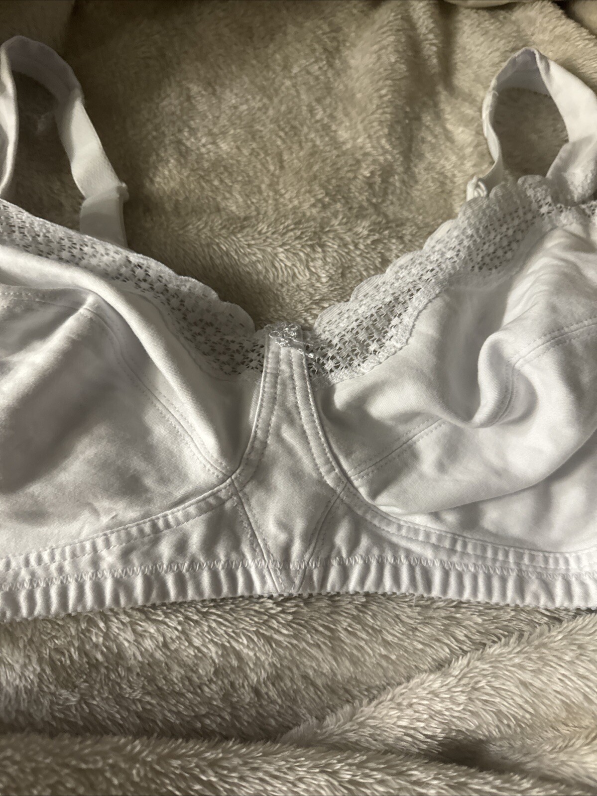 Vintage Exquisite Form Circle Bra 40DD White Lace Wireless Wire Free