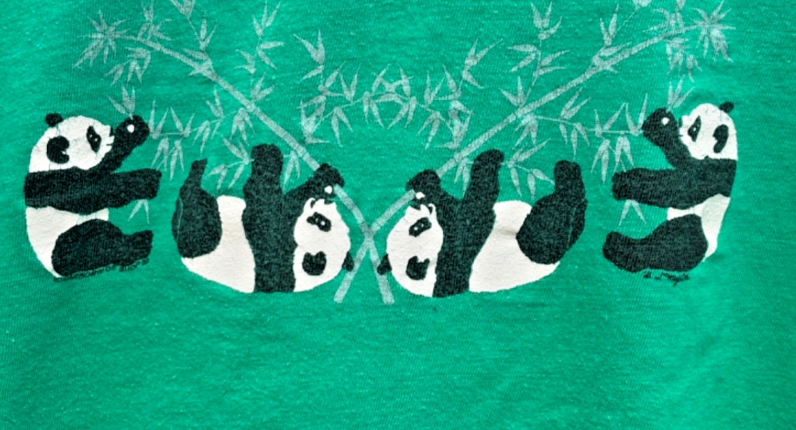 Vintage 80s 90s Pandas w/Bamboo Green T-Shirt S Wild Nature Soft Thin
