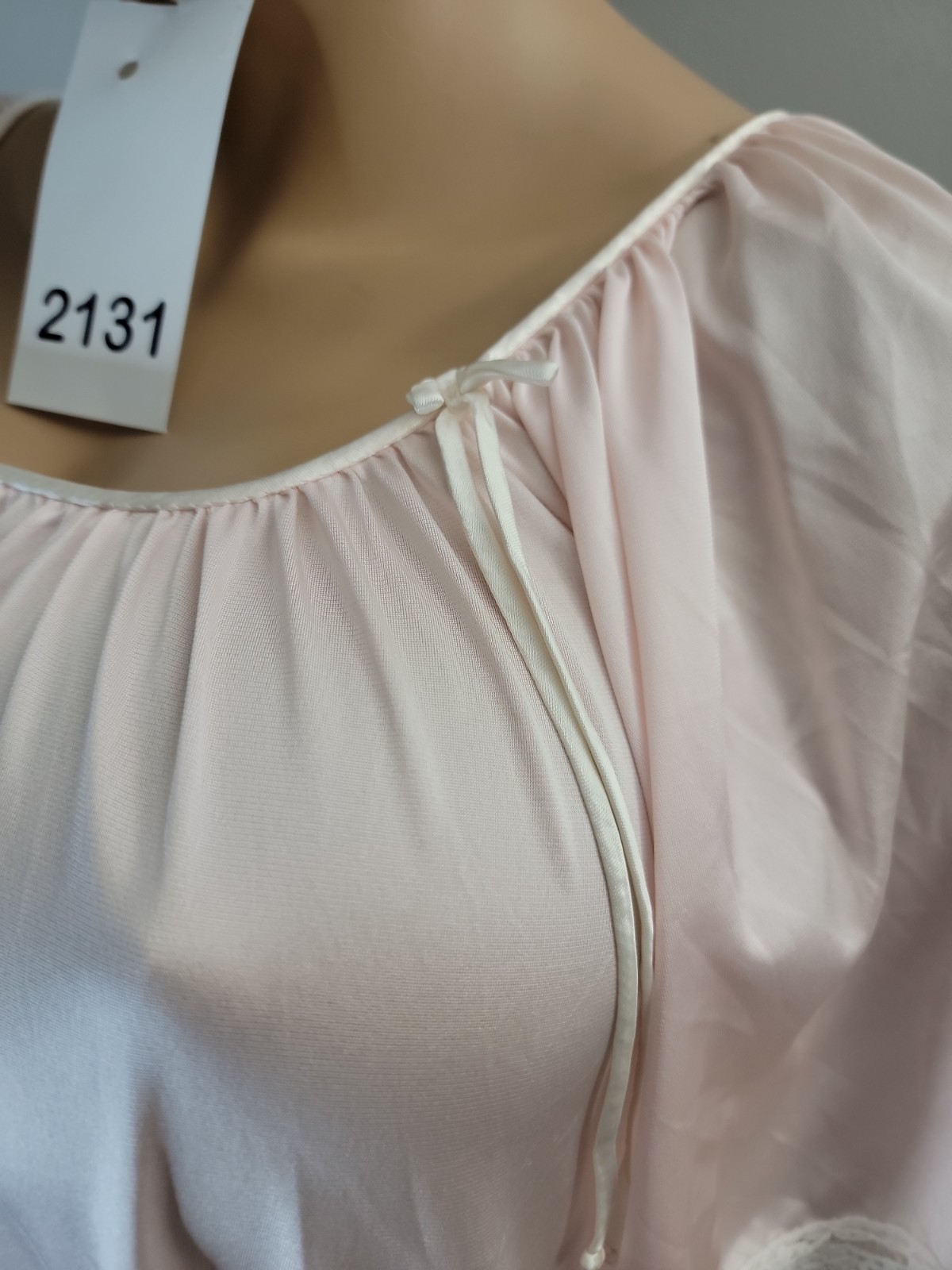 Vintage Miss Elaine 100% Antron Nylon Pink Nightgown White Lace Detail Size Smal