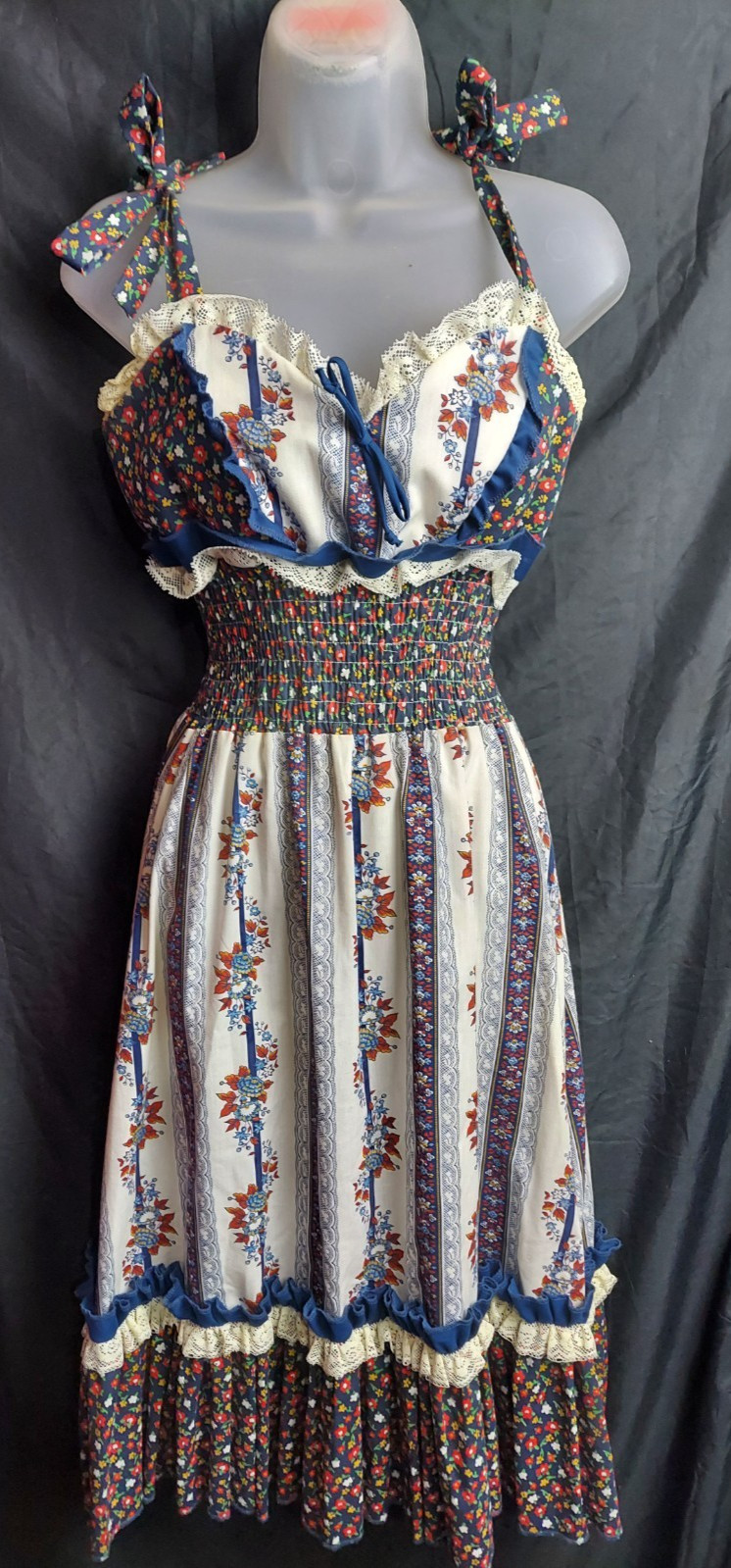 1970&rsquo;s Da AlCa Lacey Ruffled Floral Cottagecore Dress Size 9-10