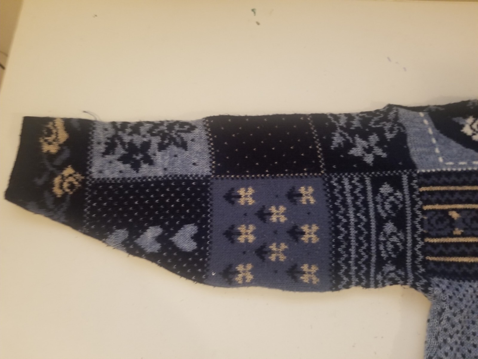 Vintage Adele Sweater Large Knitwear Blue Hearts Flowers MadeInUSA 46&Prime;B/27&Prime;L EUC