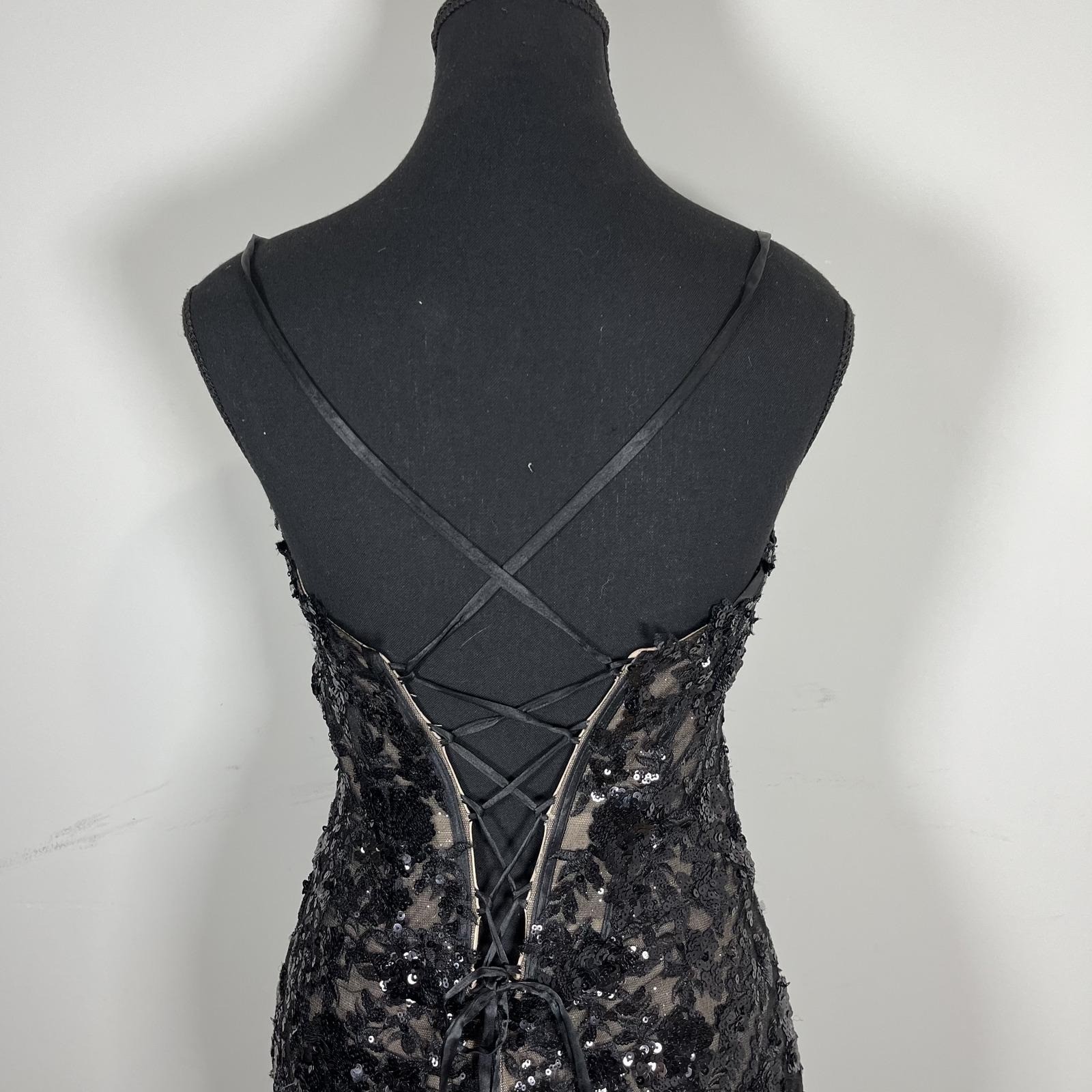 Vintage Dave & Johnny Black Nude Sequence Lace Mermaid Gown Black Size 3 Formal