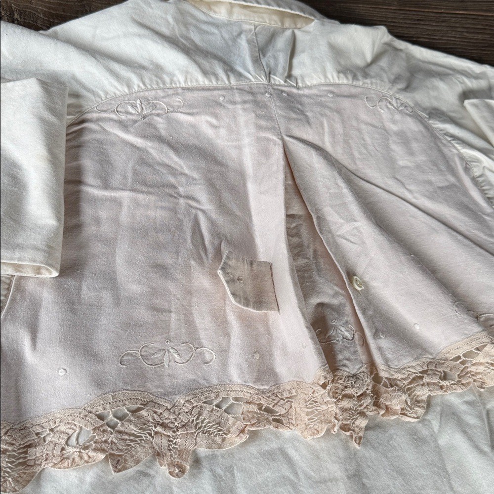 Vintage Handmade Doily lace trimmed cotton western rodeo long sleeve button down
