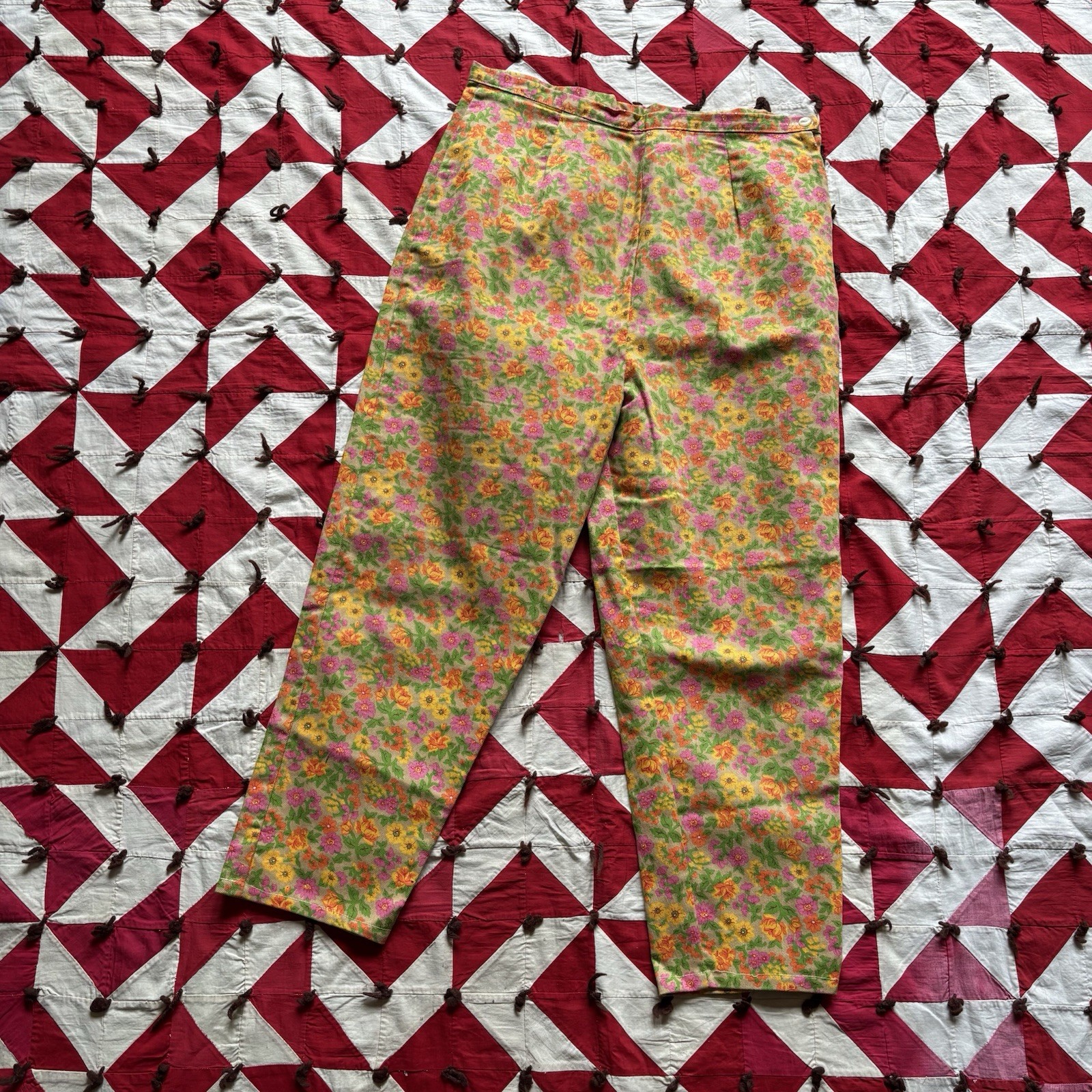 Vintage 1960s 70s Floral Peddle Pusher Pants Women’s Multicolor Homemade
