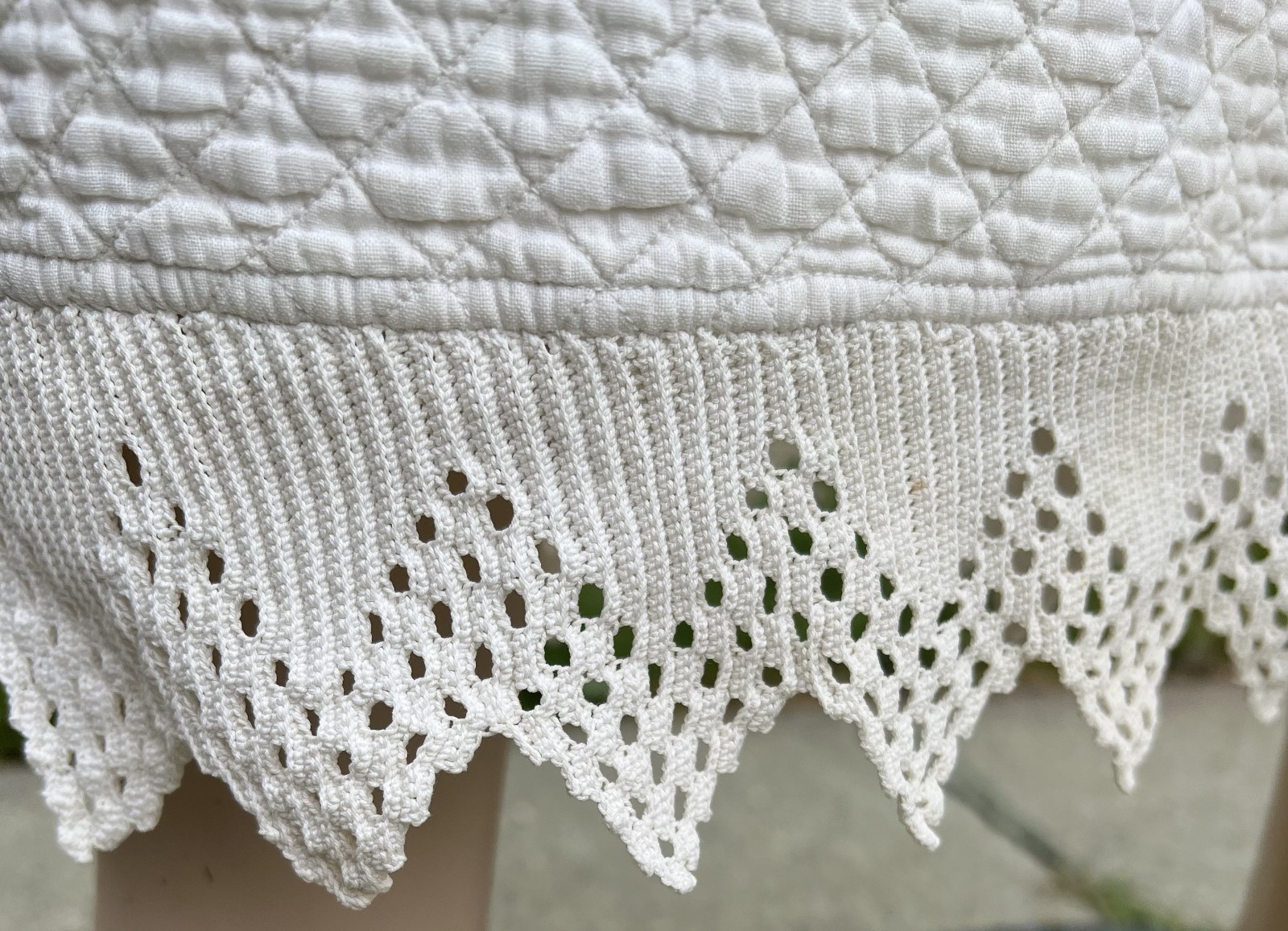 ANTIQUE EDWARDIAN WHITE COTTON QUILTED PETTICOAT W/ CROCHETED HEM