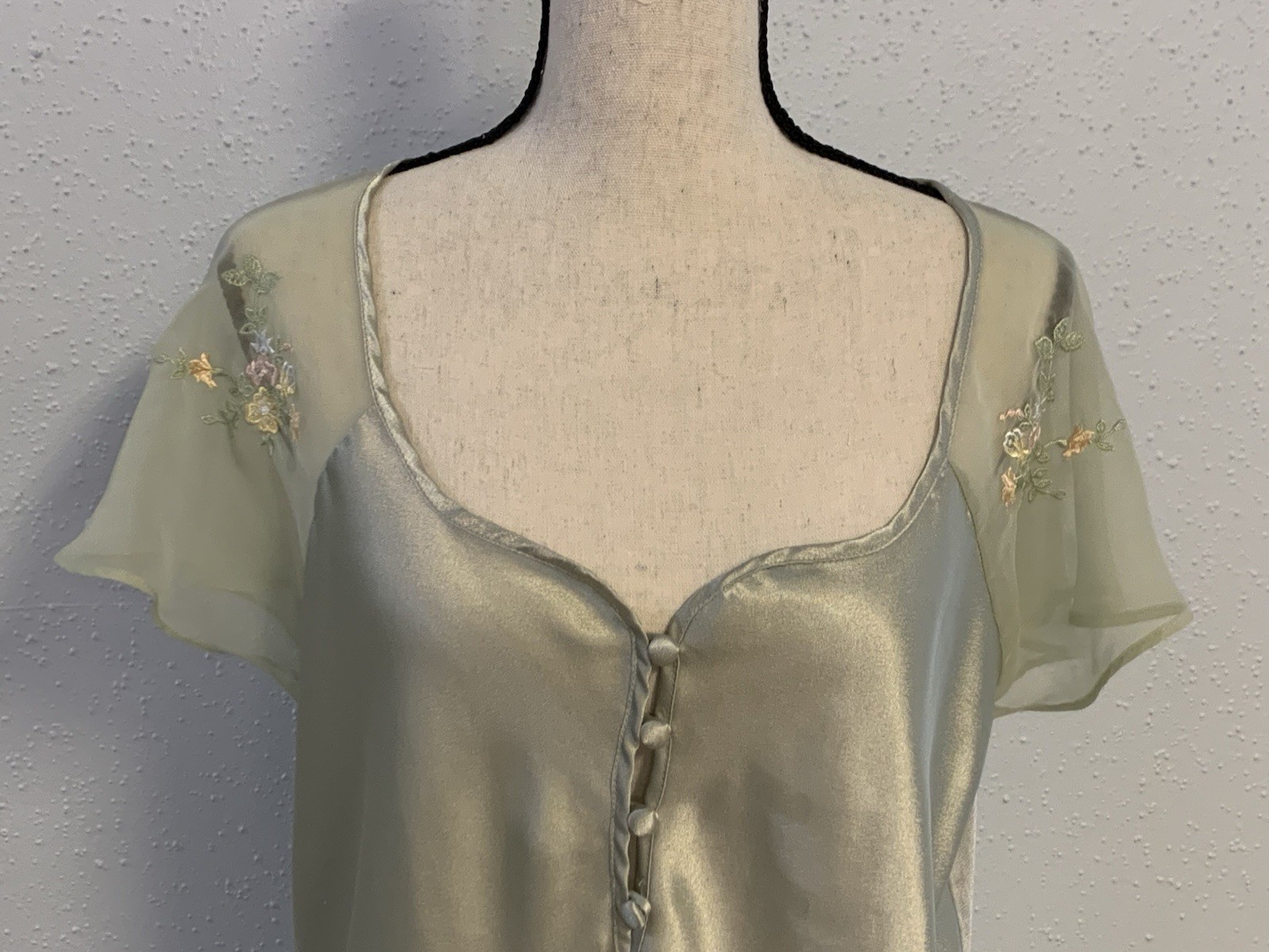 VTG Valentino Intimo Nieman Marcus Nightgown Satin Silky Sz L Sage Green Beauty