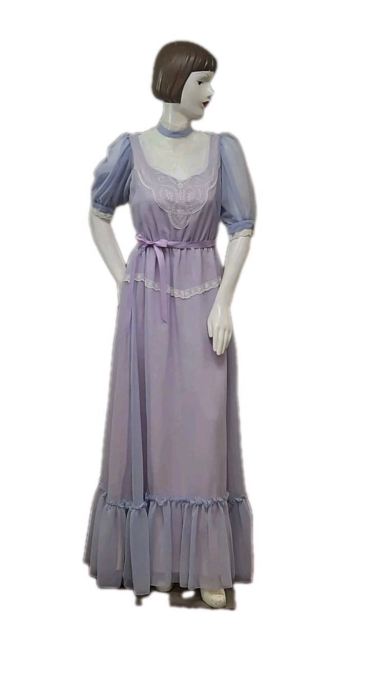 Vtg 1970s Lavender Maxi Dress Victorian Peasant Boho Prairie style
