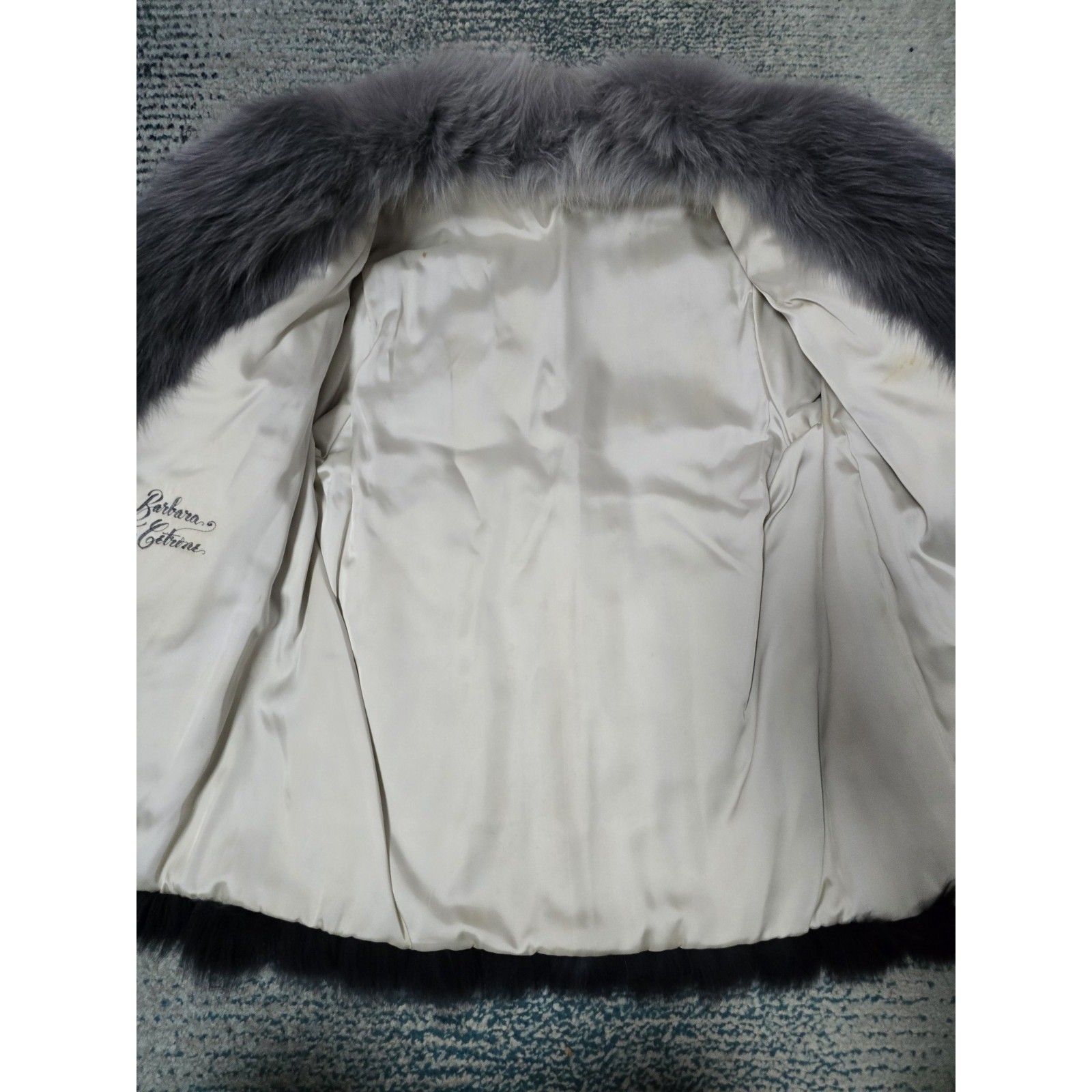 Vintage Ombre Silver Fox Fur Jacket, Impeccable, Flawless , Girls Deserve Fur
