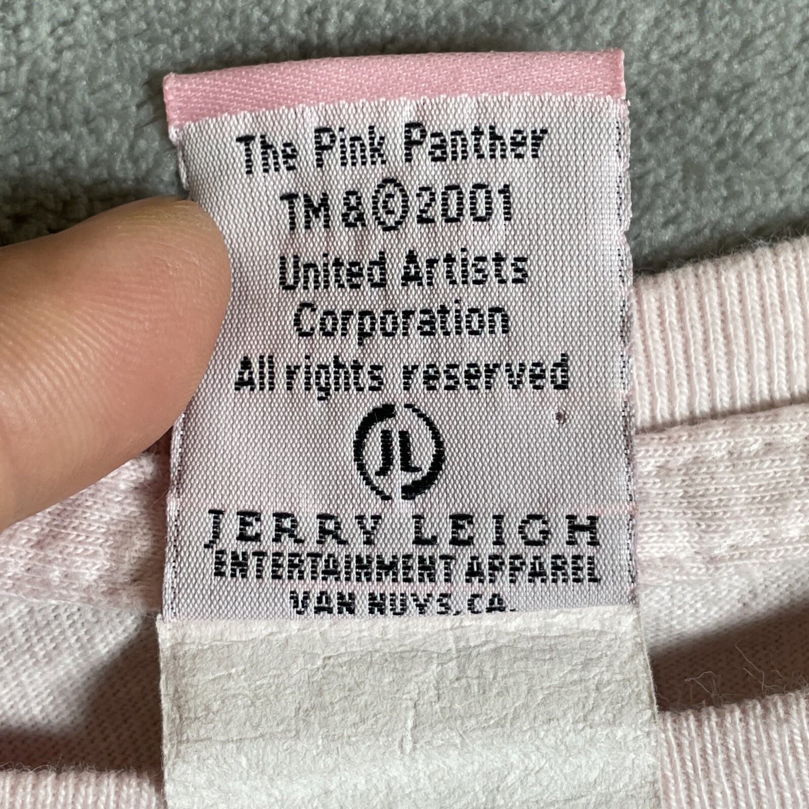 VTG 2001 Pink Panther T-Shirt Women’s Small Pink RARE Original Y2K Jerry Leigh