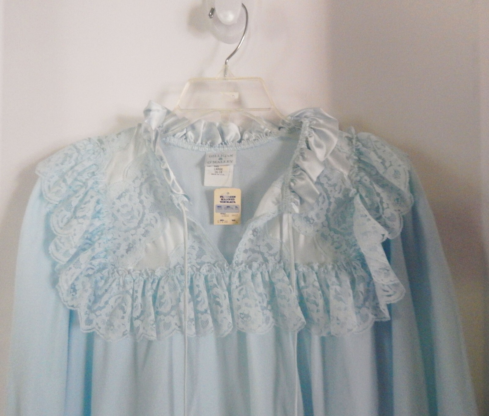 Vintage Gilligan O’Malley Blue Long NightGown with Ruffled Lace USA Size L16/18