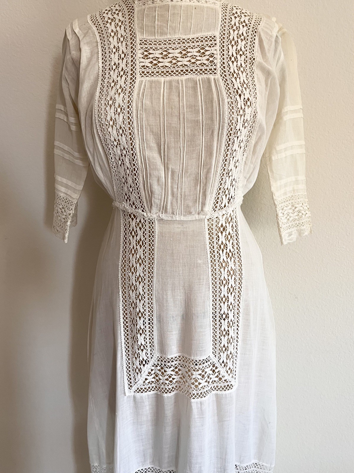 Antique Edwardian White Cotton Lawn Dress Tea Gown Wedding Dress Good Cond Small
