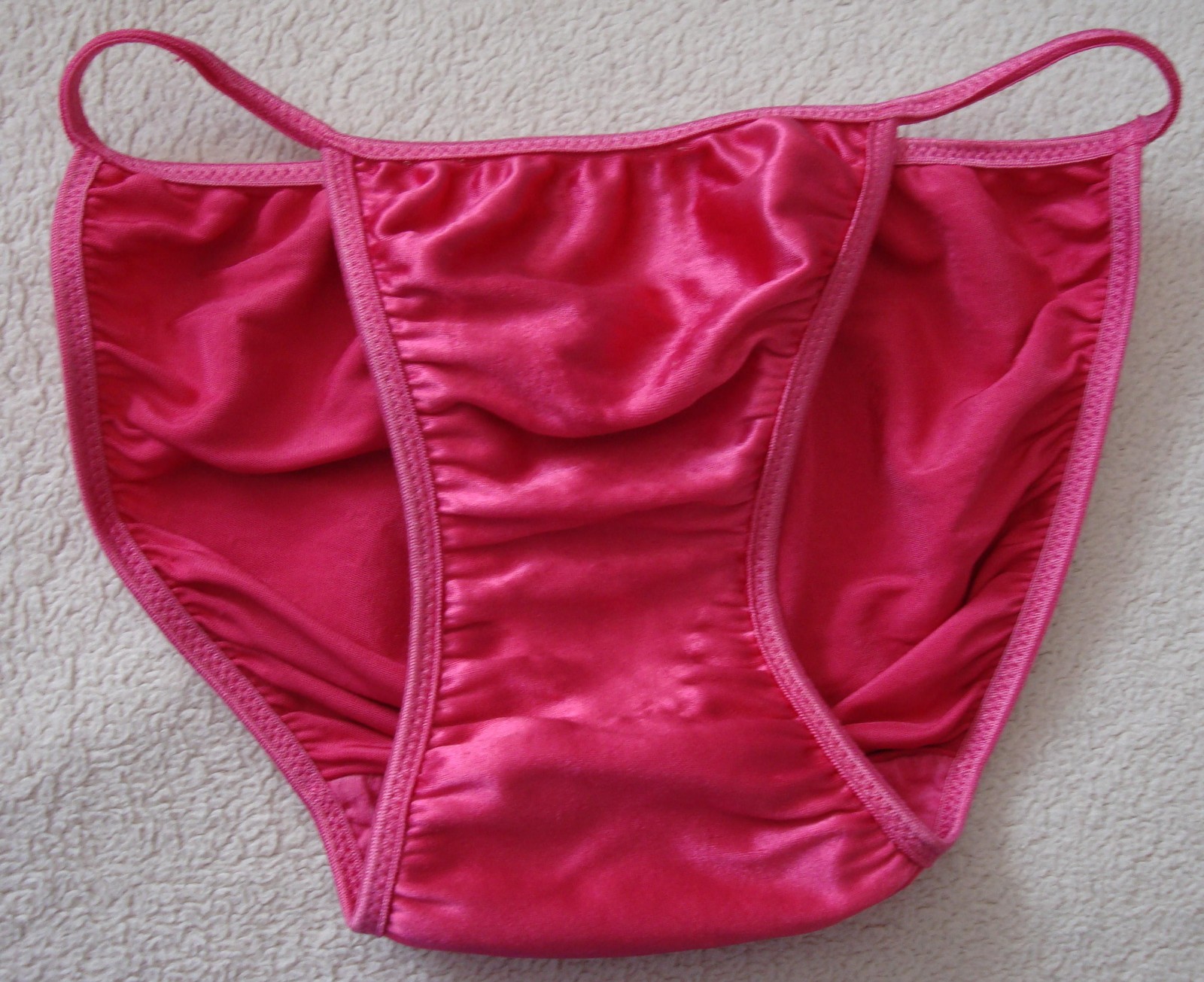 Victoria&rsquo;s Secret S Bright Pink Second Skin Satin String Bikini Vintage 2001