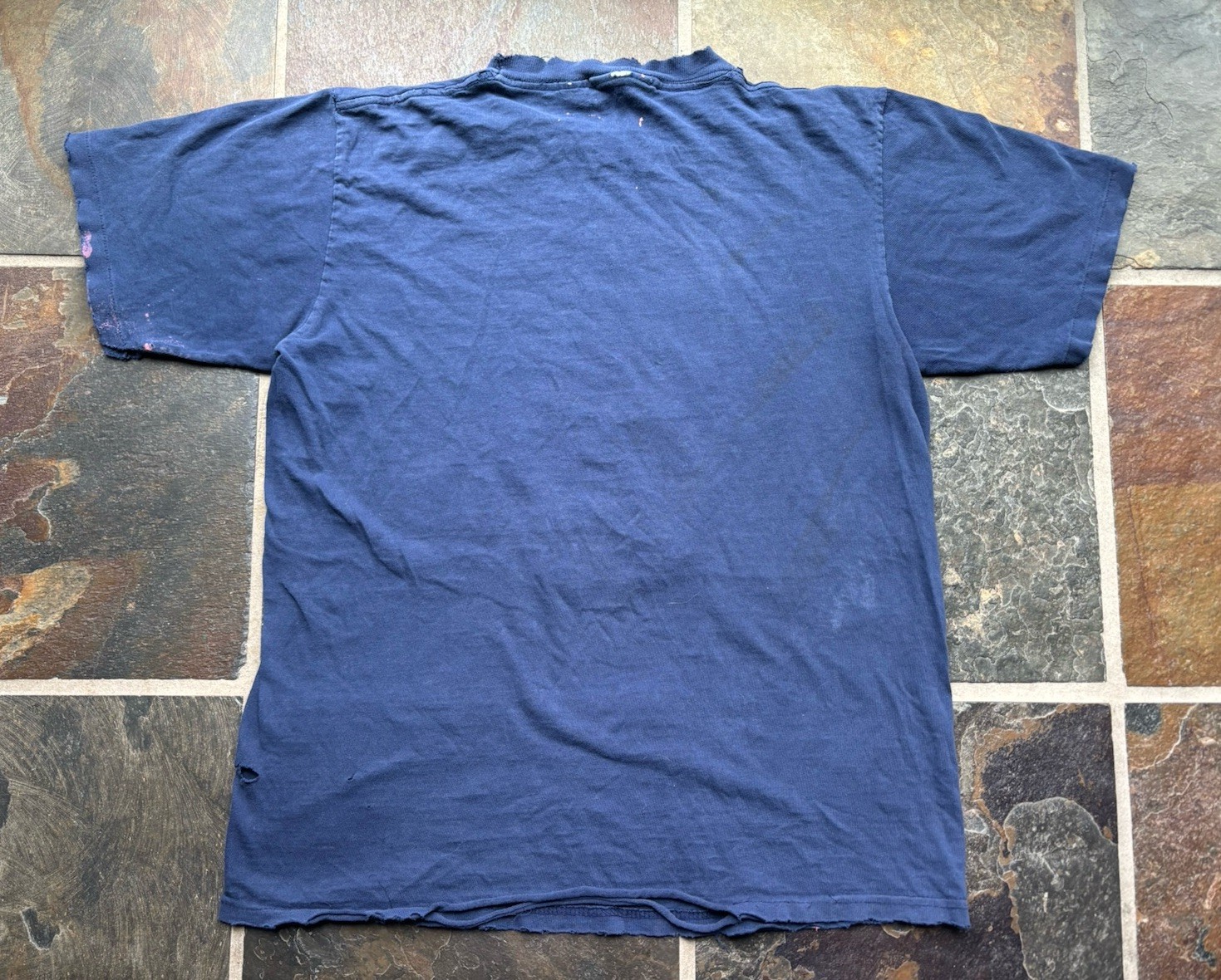 VTG 1996 Thrashed Rare HELLO KITTY Tee.single Stitch.m/L. Made USA.unisex