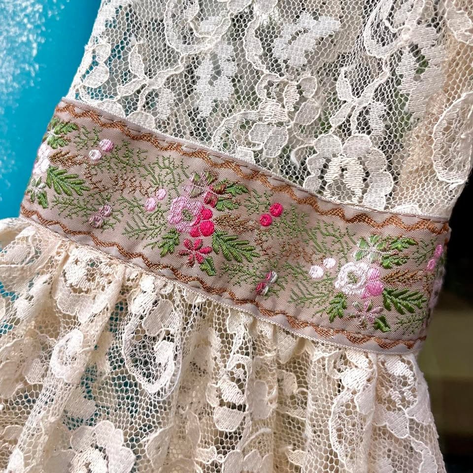 70s Candy Jones victorian renaissance lace maxi gown w/ bell sleeves