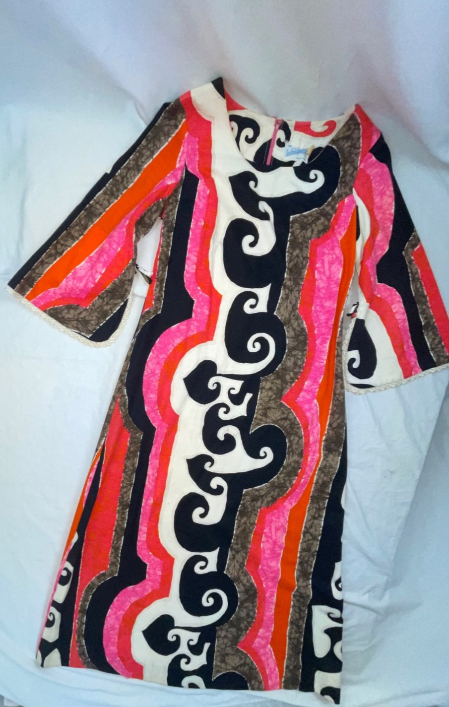 VTG 70S WOMEN CRAZY ABSTRACT PRINT BARKCLOTH HAWAIIAN CAFTAN DISCO HIPPY DRESS