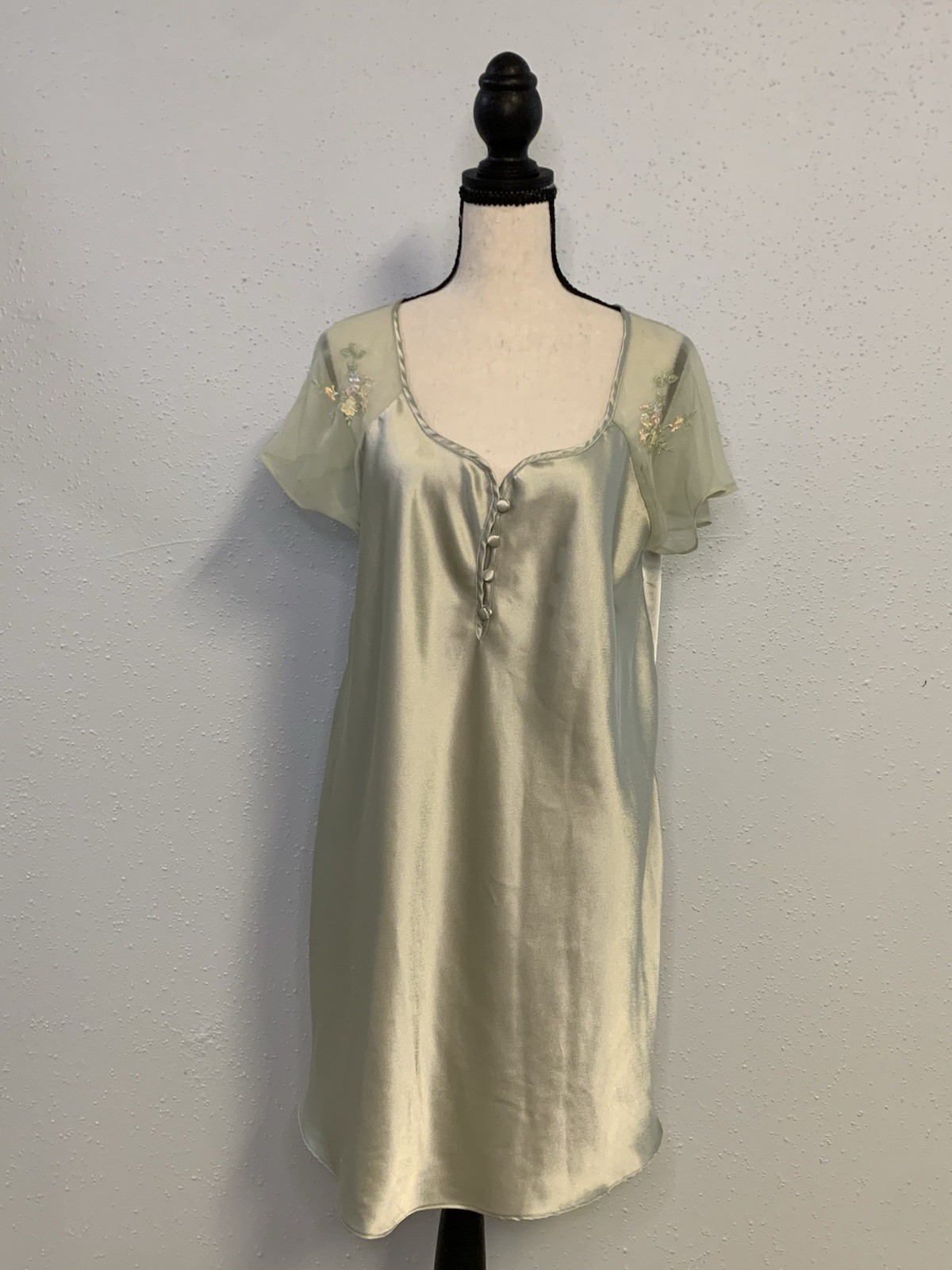 VTG Valentino Intimo Nieman Marcus Nightgown Satin Silky Sz L Sage Green Beauty