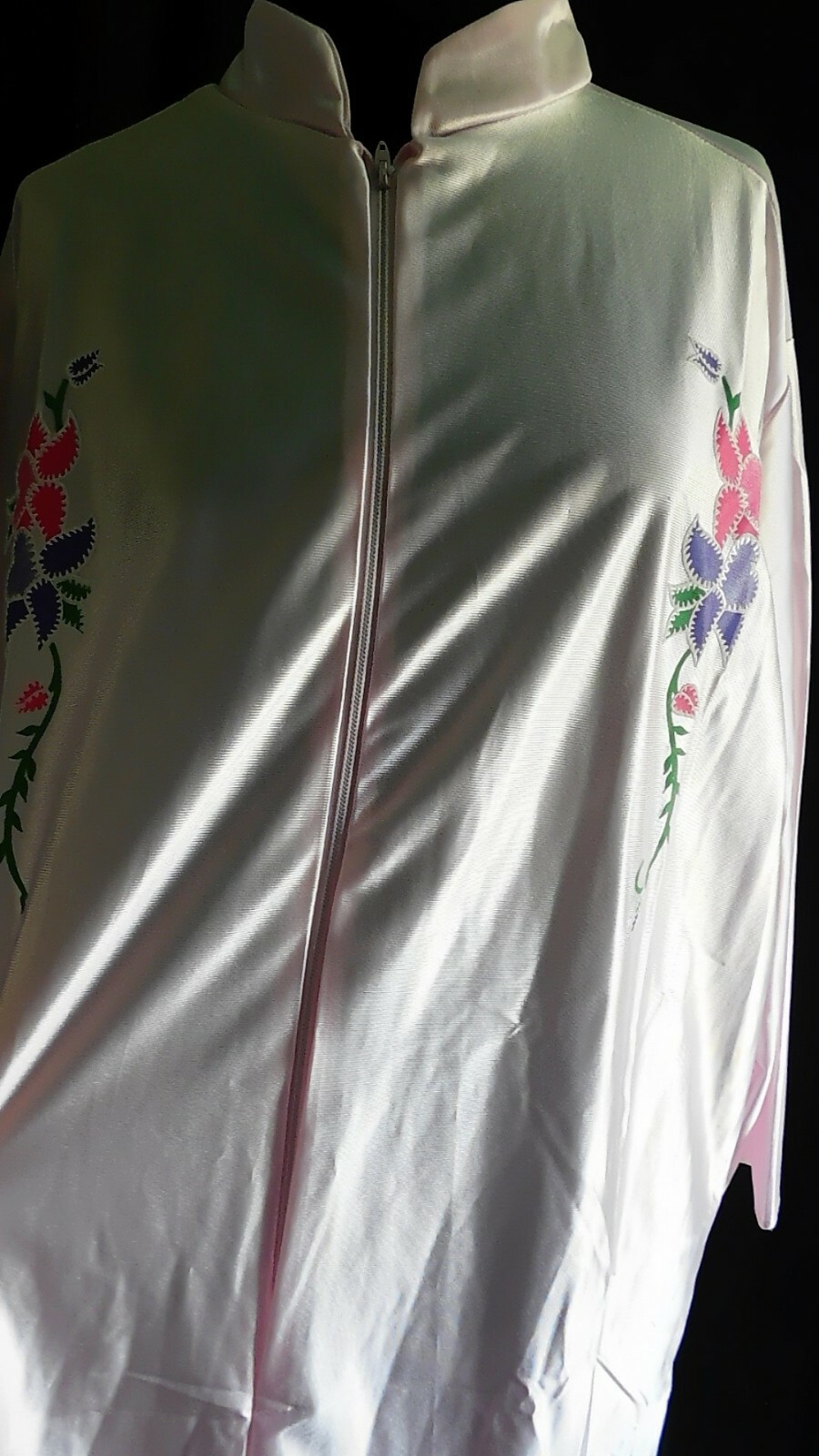 Silky Slick Exclusively Yours zip up polyester robe, 1X, pink w/painted flowers